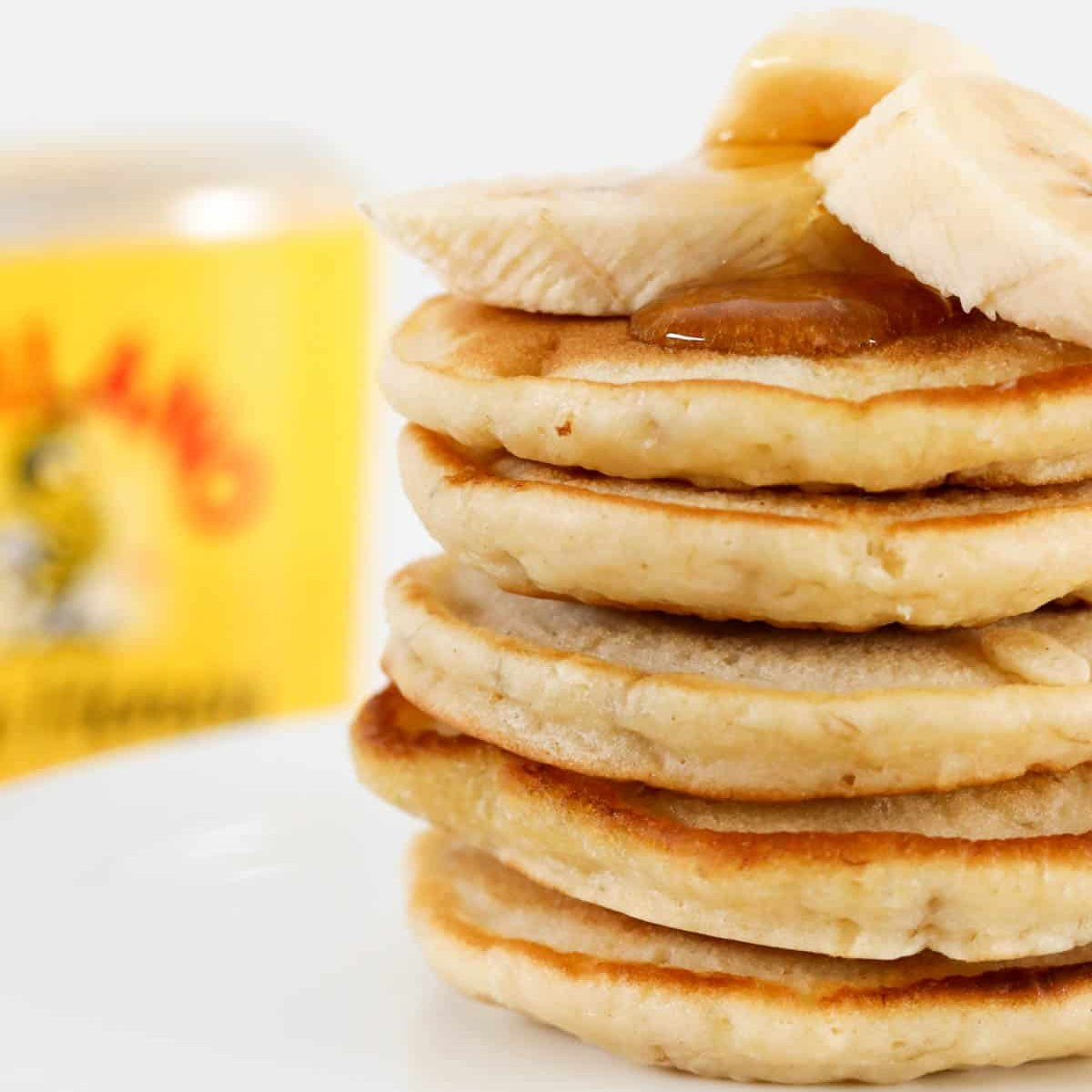 Fluffy Banana Pikelets: Mini Pancakes Recipe