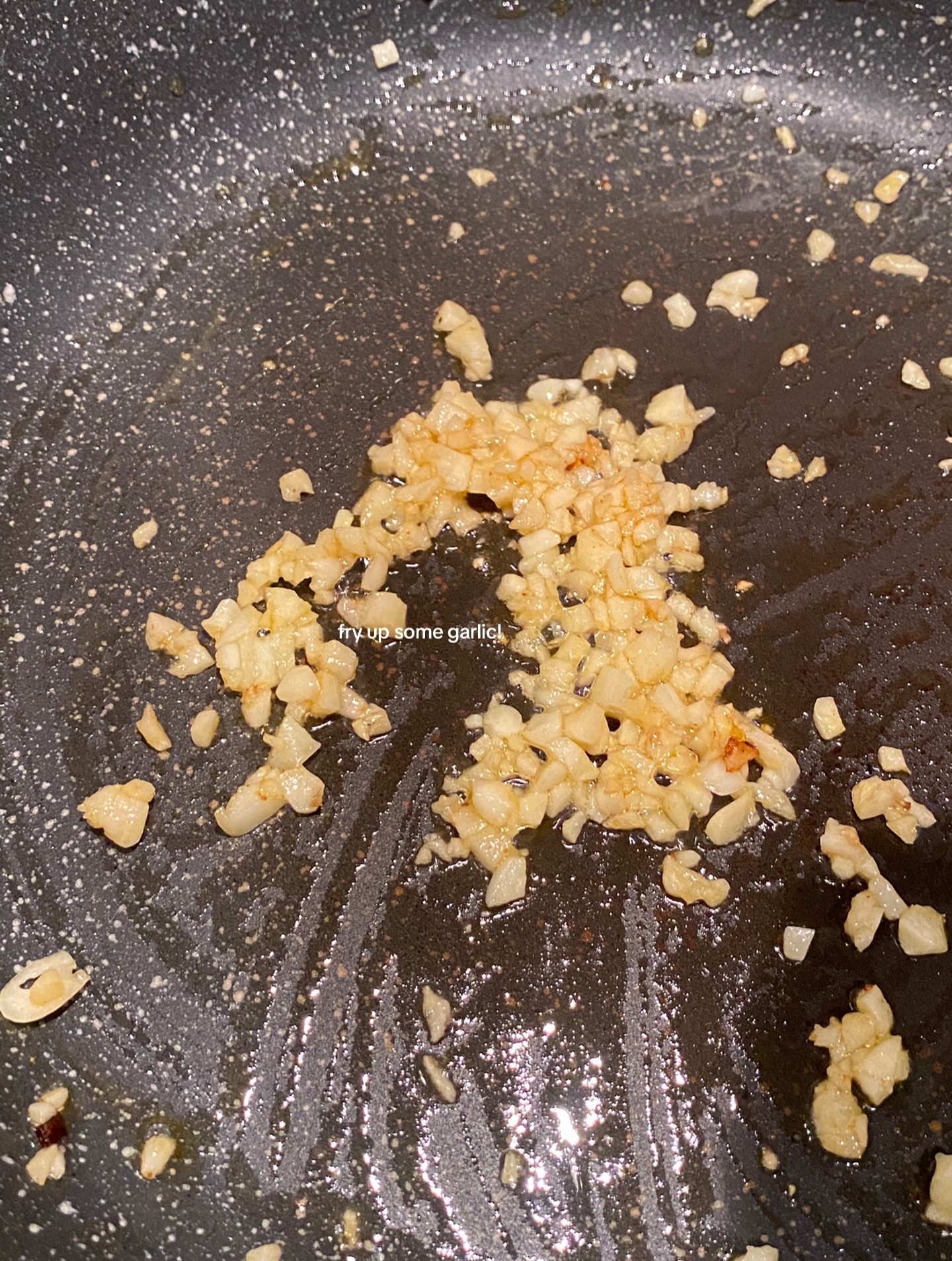 Foolproof Honey Garlic Salmon: Easy Pan-Fried Dinner Recipe with Paprika and Fresh Herbs