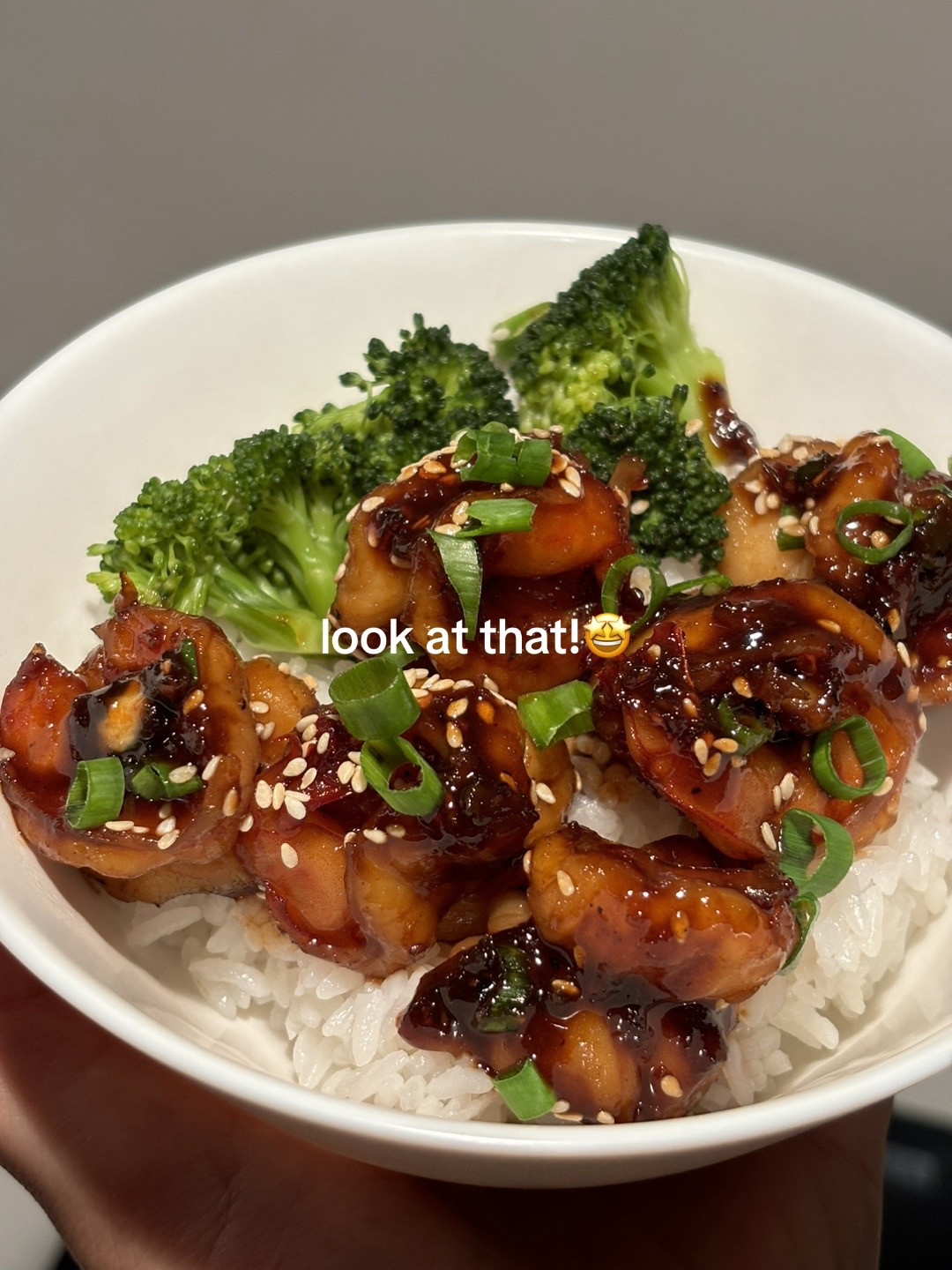 Foolproof Honey Garlic Shrimp: A Quick and Easy Dinner Recipe with Soy Sauce, Ginger, and Sesame Oil