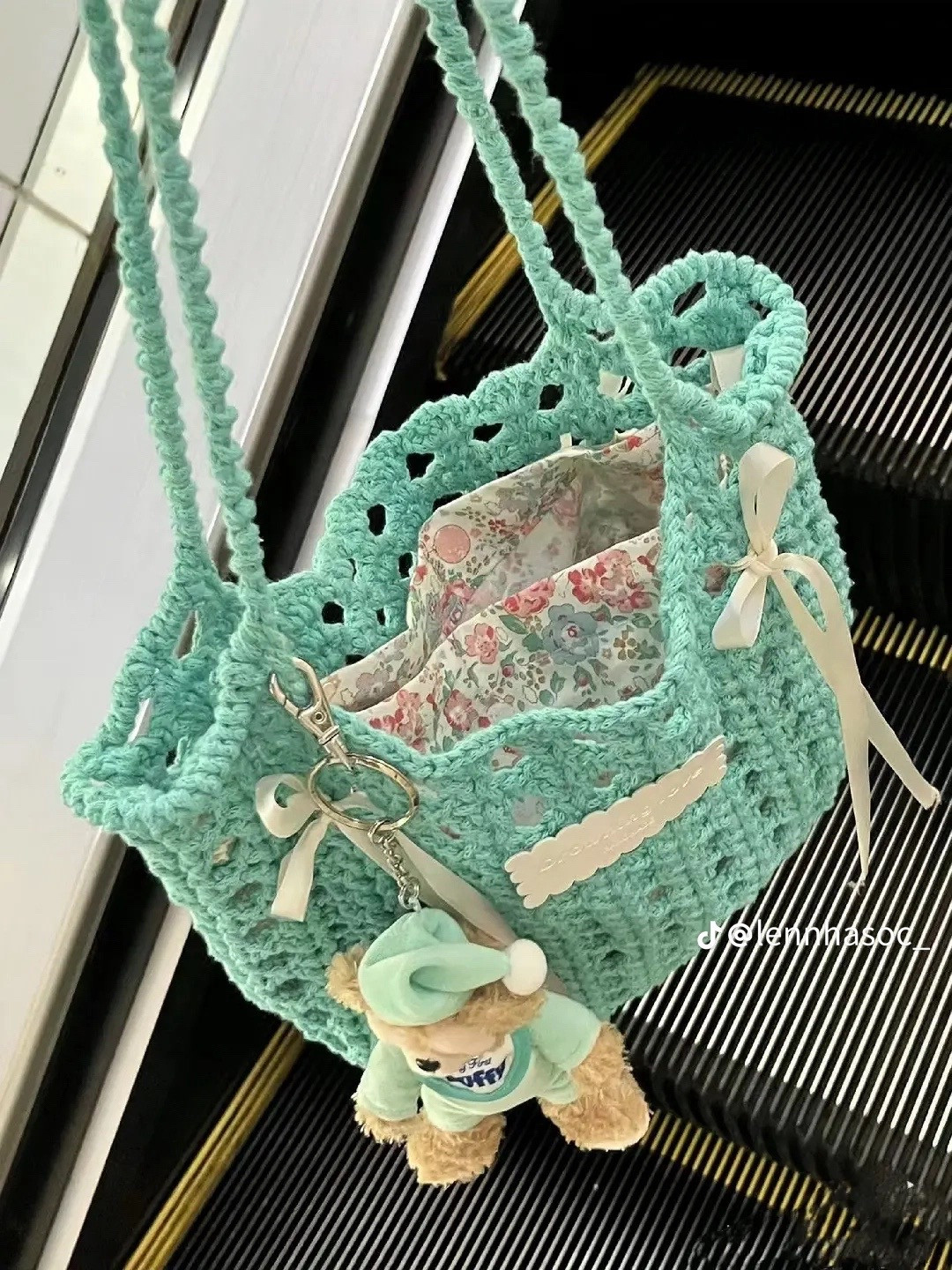 Free Crochet Chart for Pastel Mesh Bag with Floral Lining and Ribbon Details