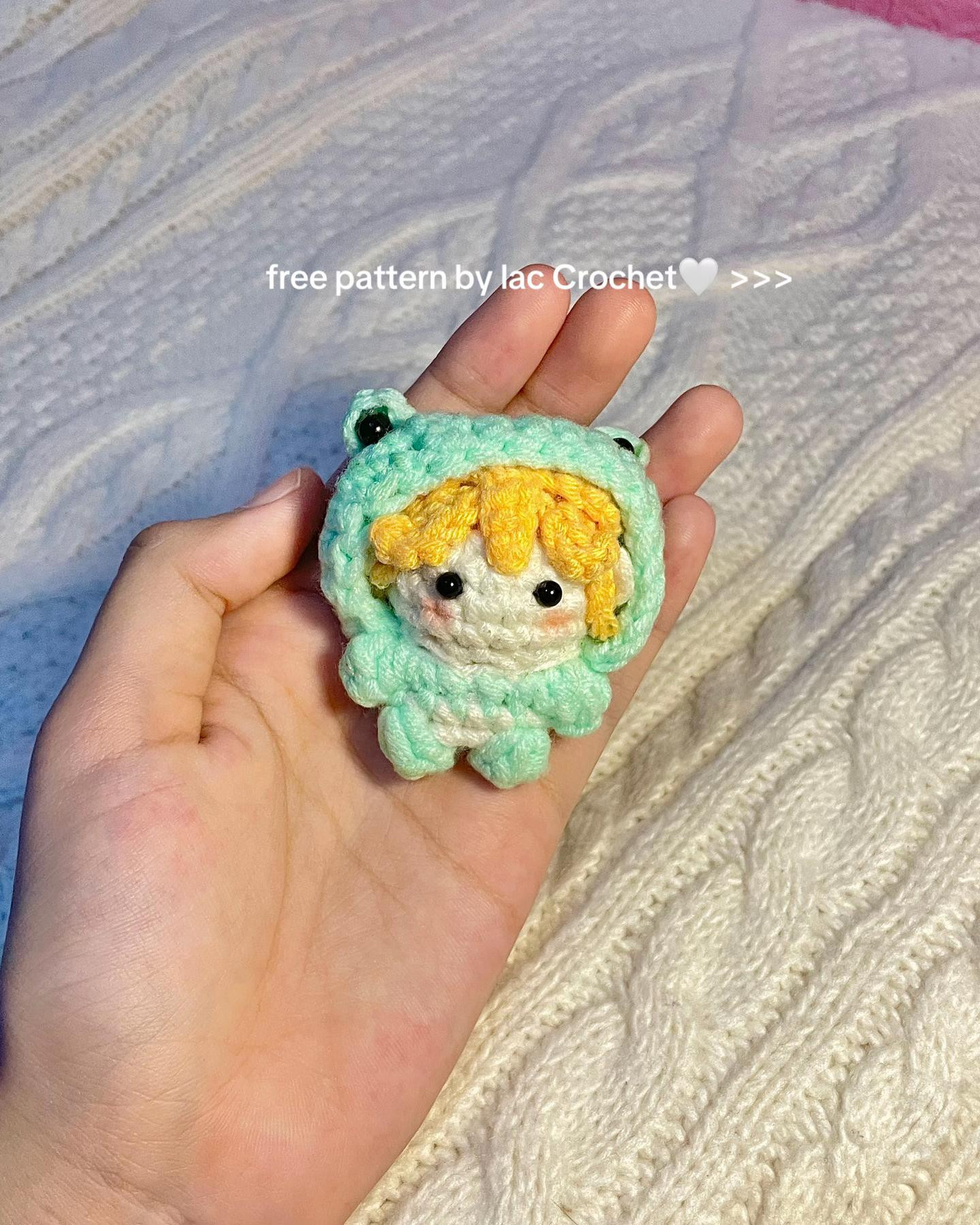 Free Crochet Frog Doll Keychain Pattern Tutorial