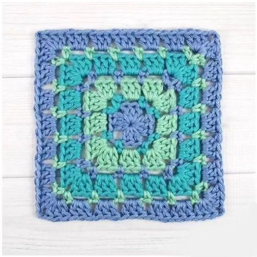 Free Crochet Granny Square Chart Pattern: Colorful Floral Motif with Step-by-Step Diagram