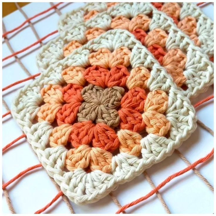 Free Crochet Granny Square Chart Pattern: Colorful Floral Motif with Step-by-Step Diagram
