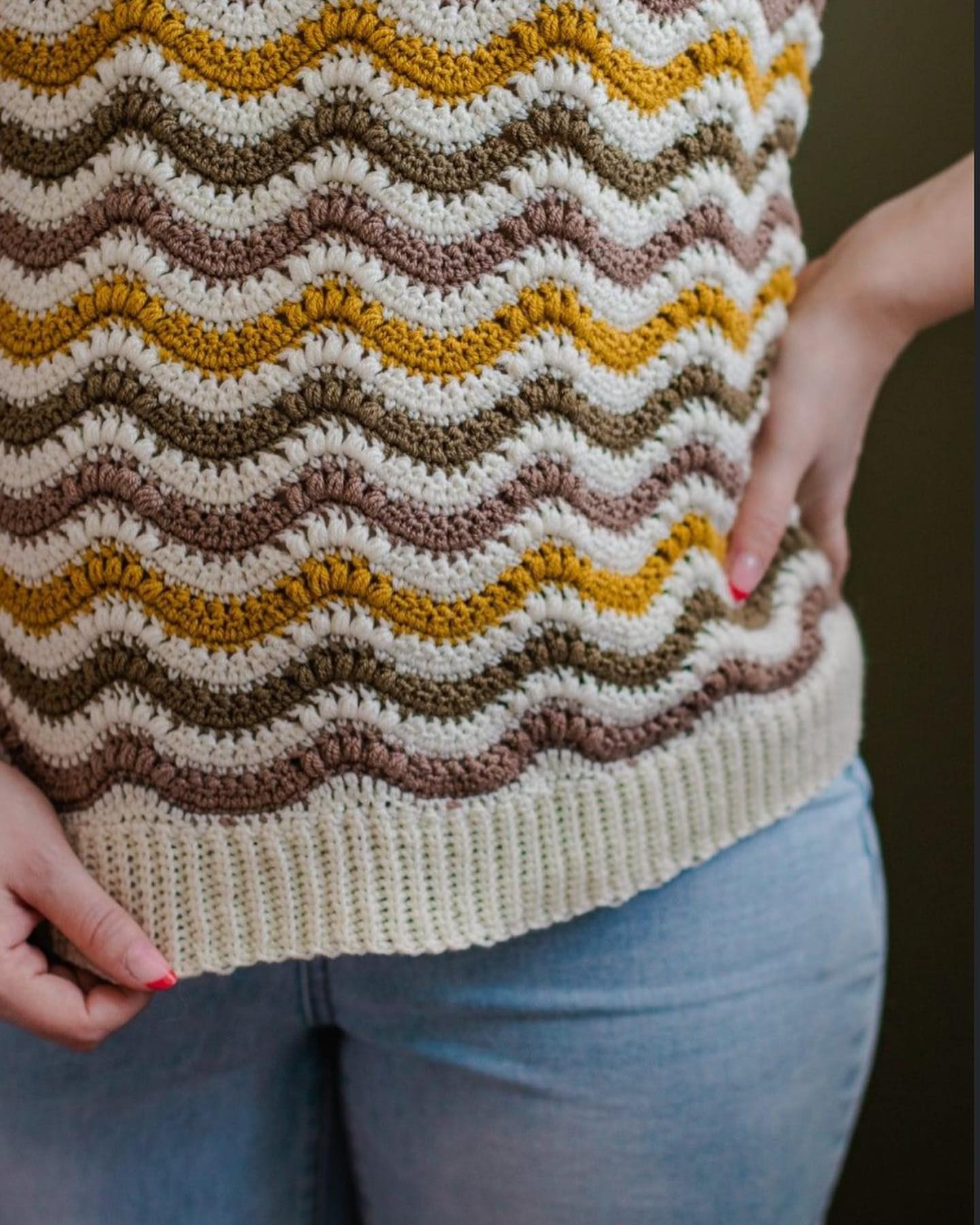 Free Crochet Pattern for Wavy Striped Tee with Sizing Chart and Stitch Guide