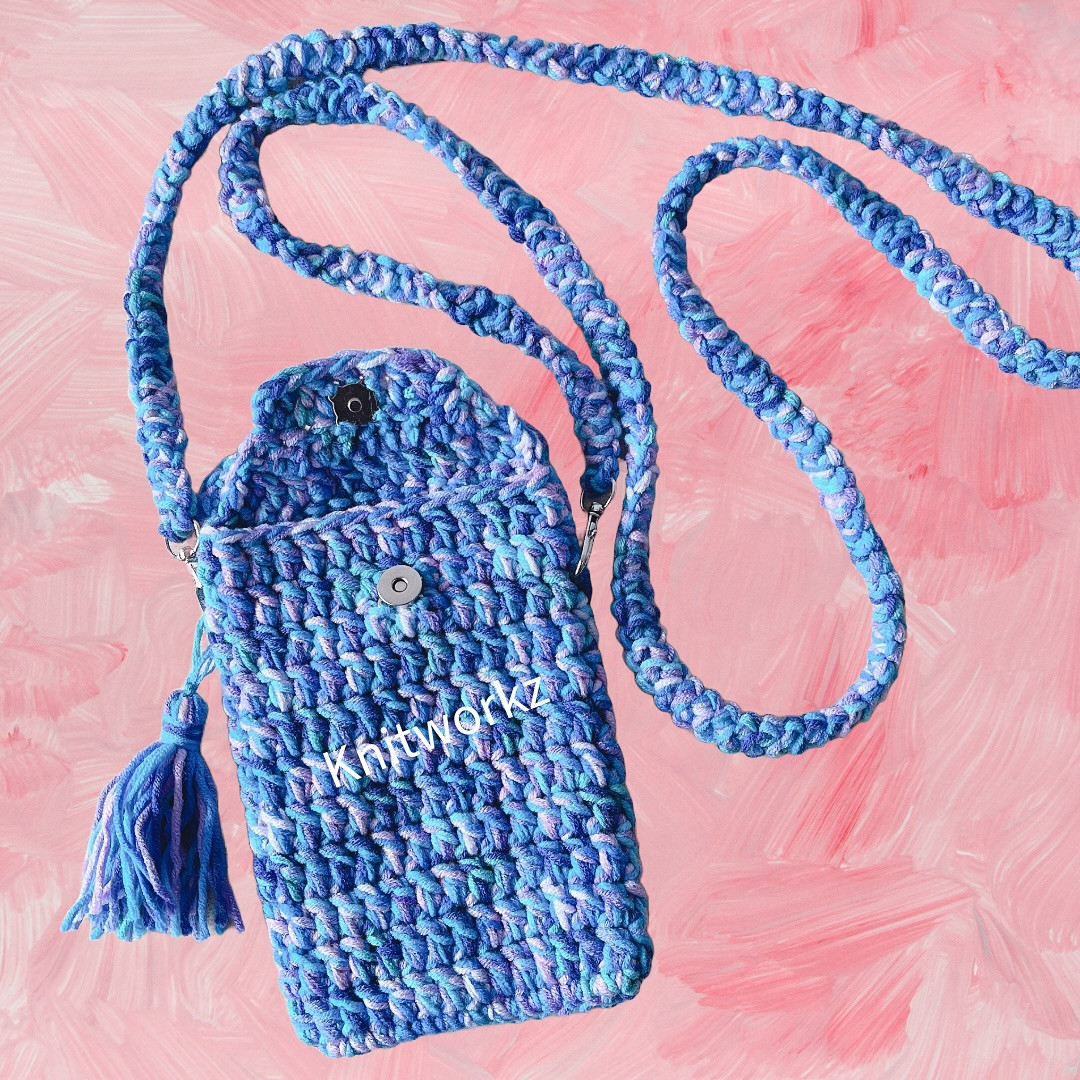 Free Crochet Pattern & Tutorial for Blue Melange Bear HP Pouch with Tassel Charm by Knitworkz