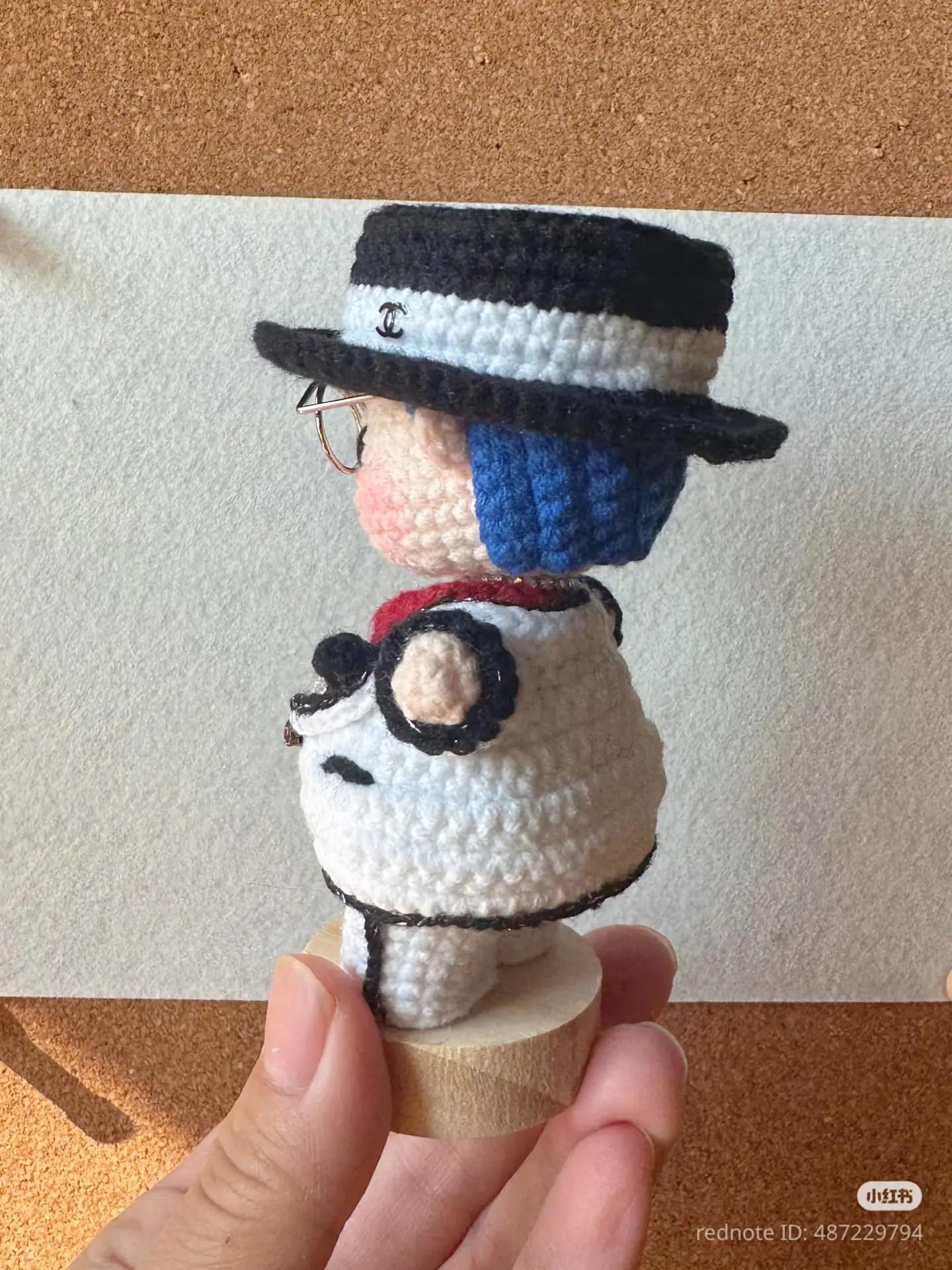 G-Dragon Amigurumi Crochet Pattern: White Suit, Red Shirt, Hat