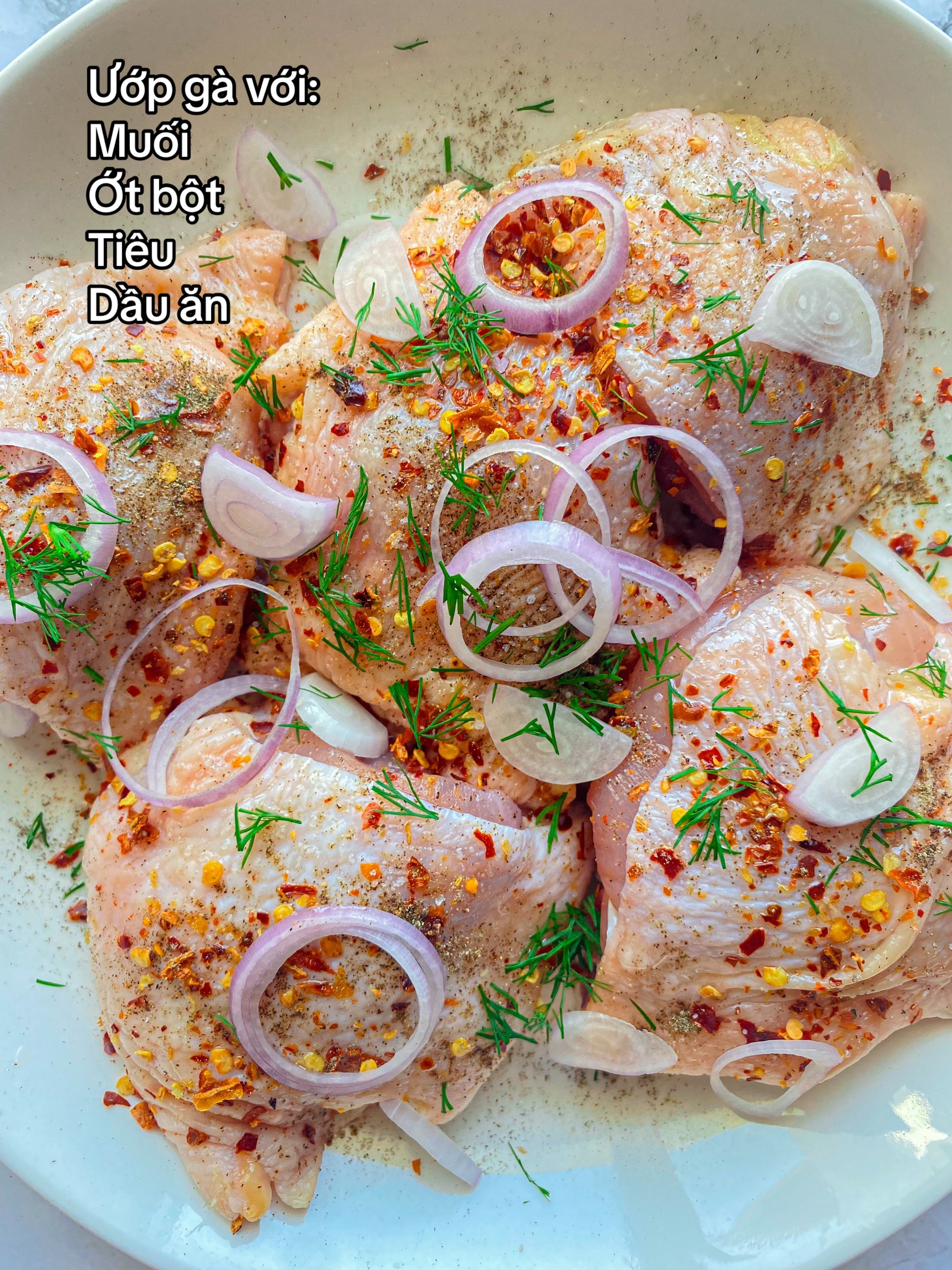 Gà bơ tỏi Hy Lạp ăn kèm khoai tây áp chảo