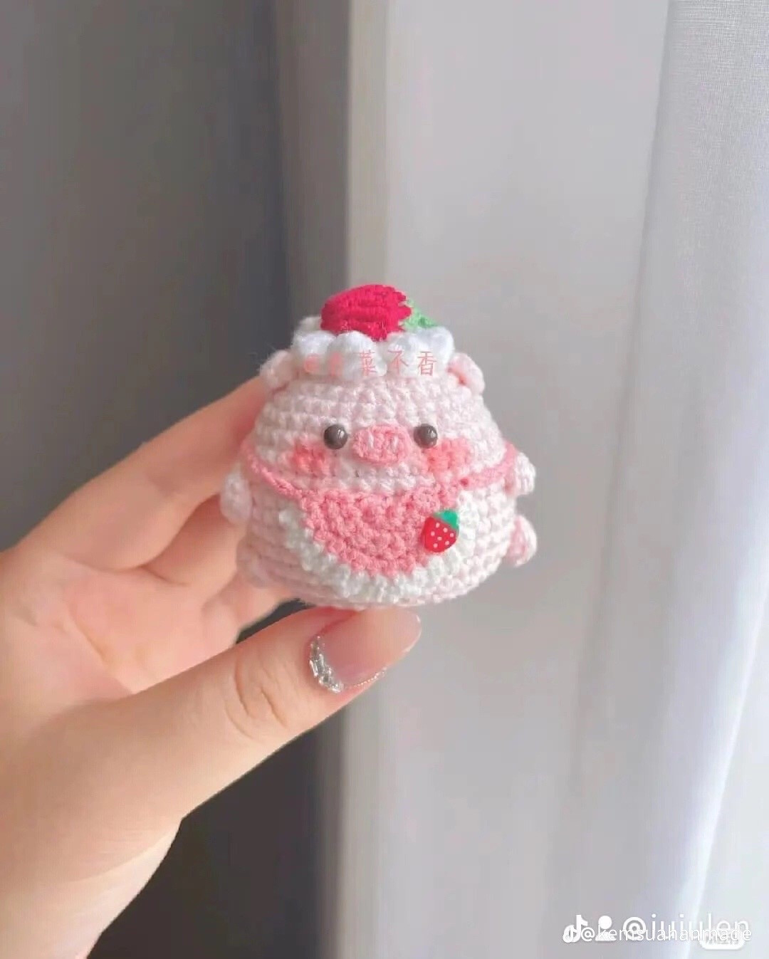 Gấu đầu bếp ú nu và Bé heo bánh kem