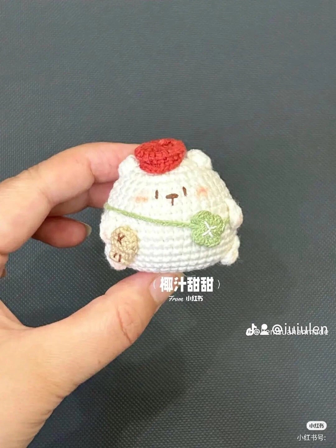 Gấu đầu bếp ú nu và Bé heo bánh kem