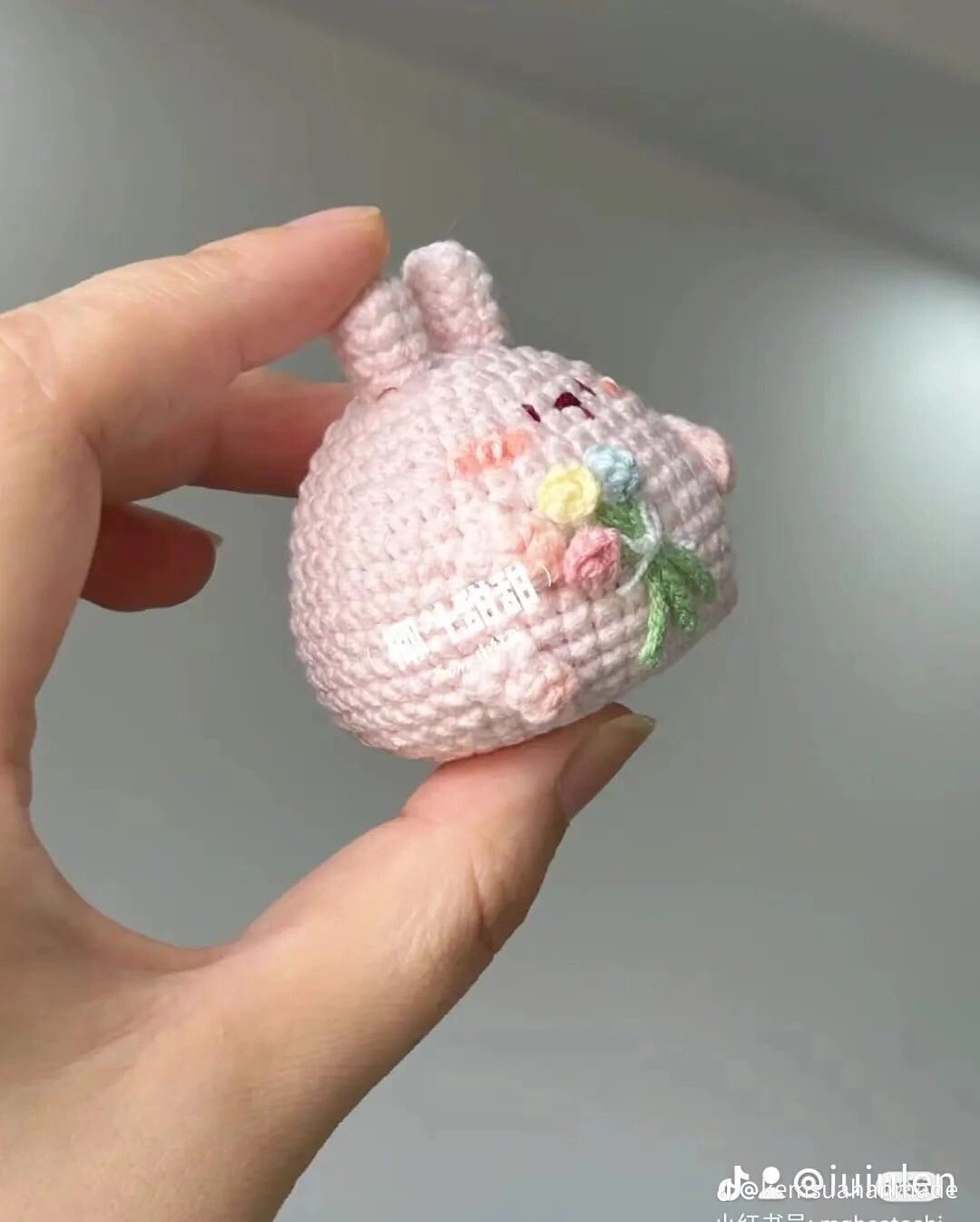 Gấu đầu bếp ú nu và Bé heo bánh kem