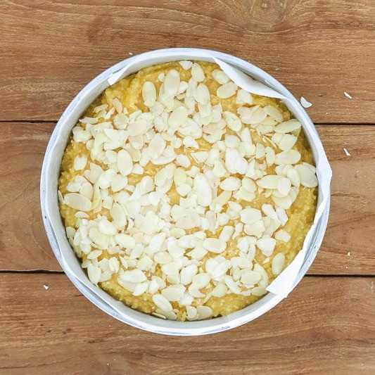 Gluten-Free Almond & Coconut Cake: No Flour, One Bowl Recipe