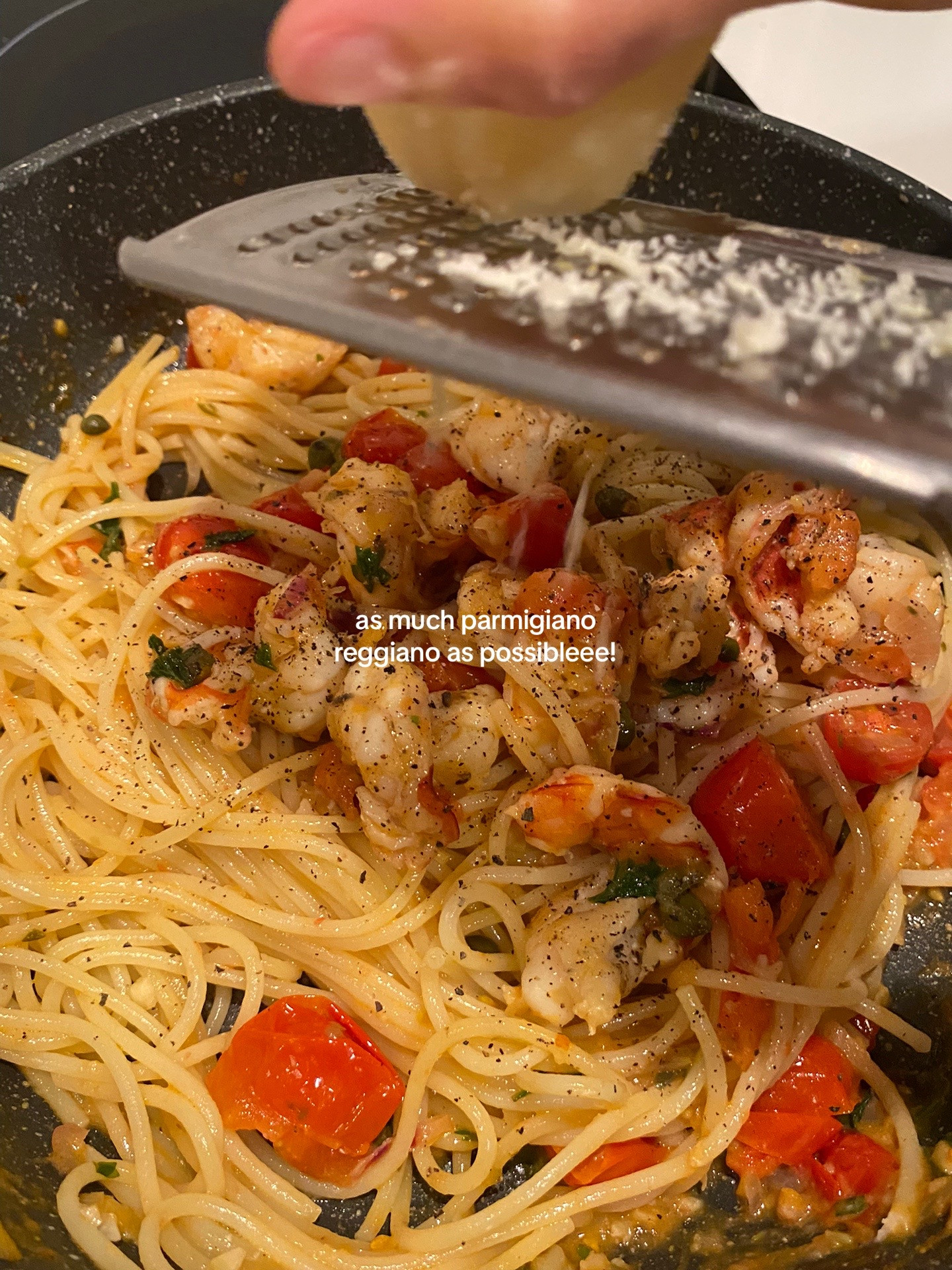 Gordon Ramsay's 10 minutes shrimp scampi pasta recipe with cherry tomatoes and parmesan cheese