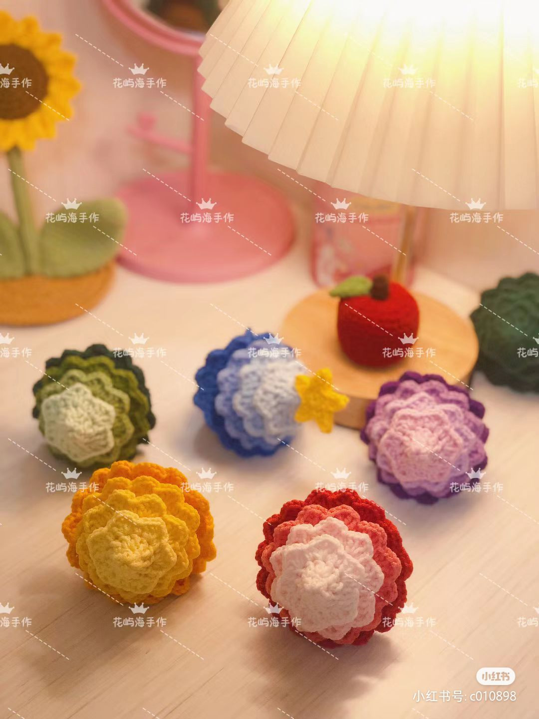 Gradient Five-Color Crochet Christmas Tree Pattern with Color Codes