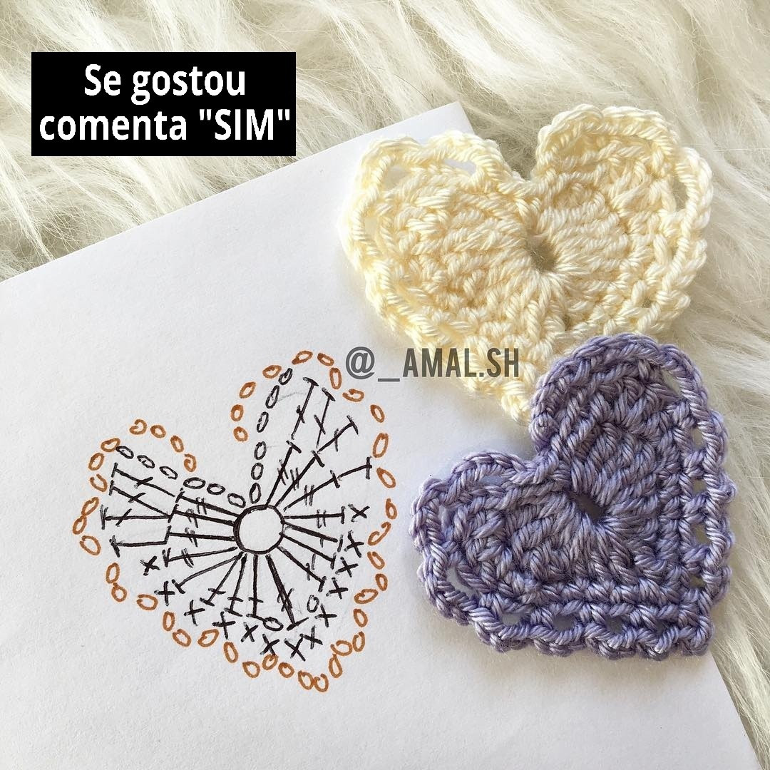 Gráficos de Crochê para Corações, Estrelas e Luas em Várias Cores