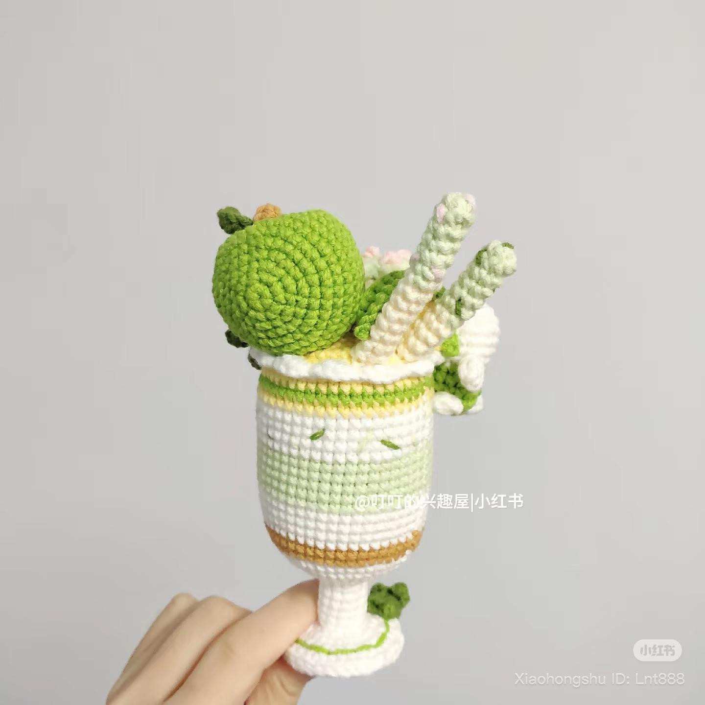 Green Apple Parfait Cup Crochet Chart with Hello Kitty