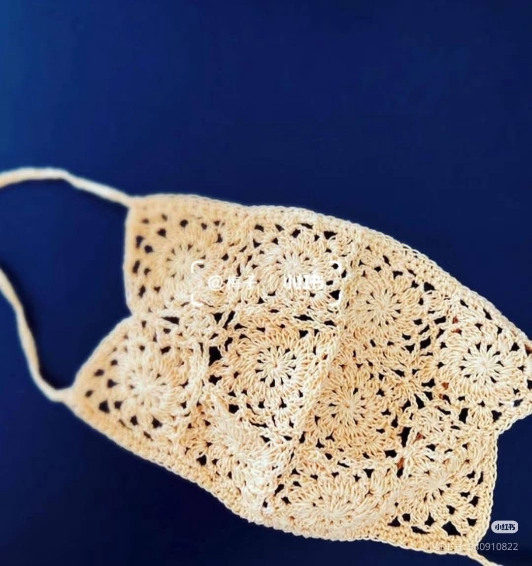 Green Crochet Bag with Cute Rabbit and Pattern Chart