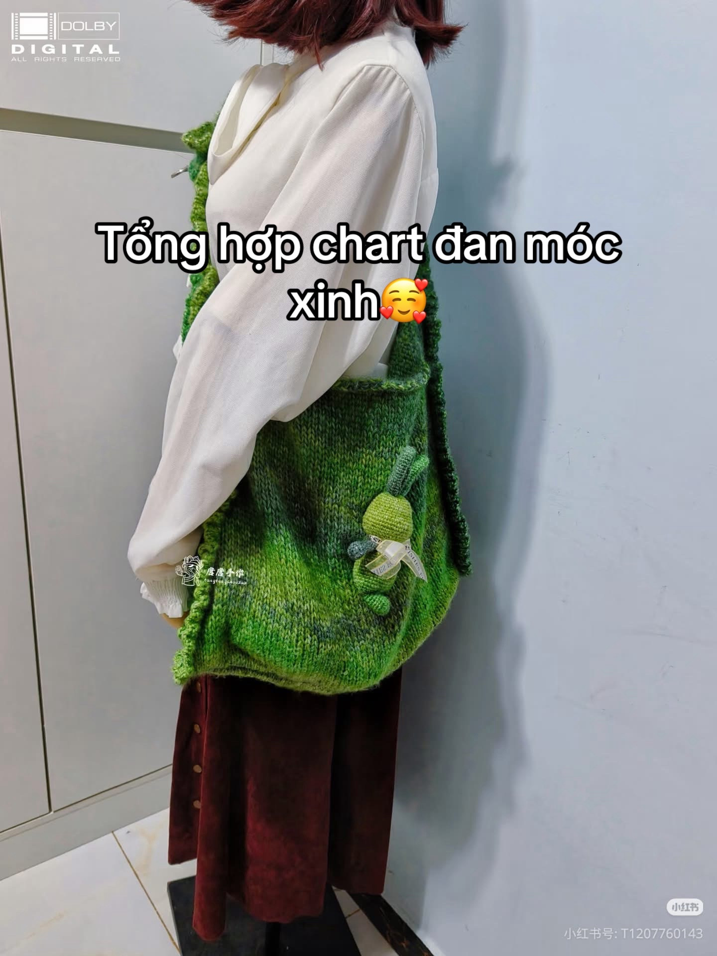 Green Crochet Bag with Cute Rabbit and Pattern Chart