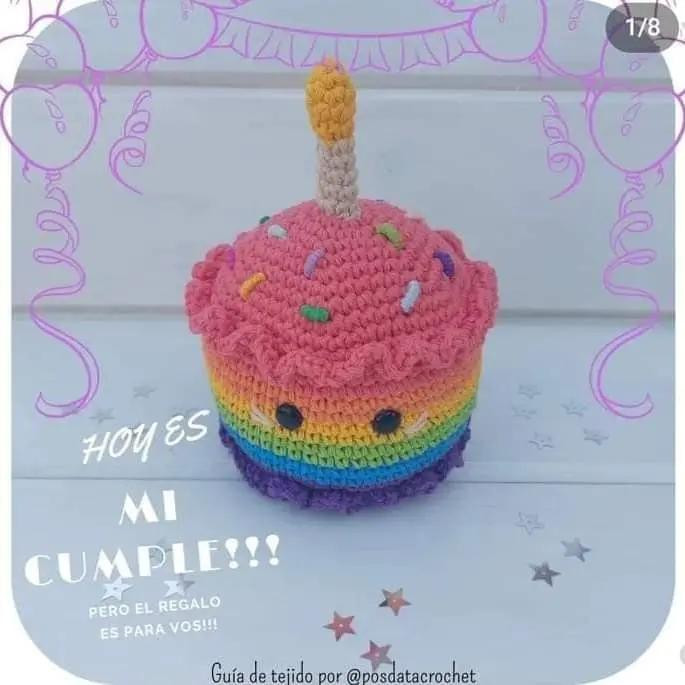 Guía de tejido Pastel de Cumpleaños arcoíris