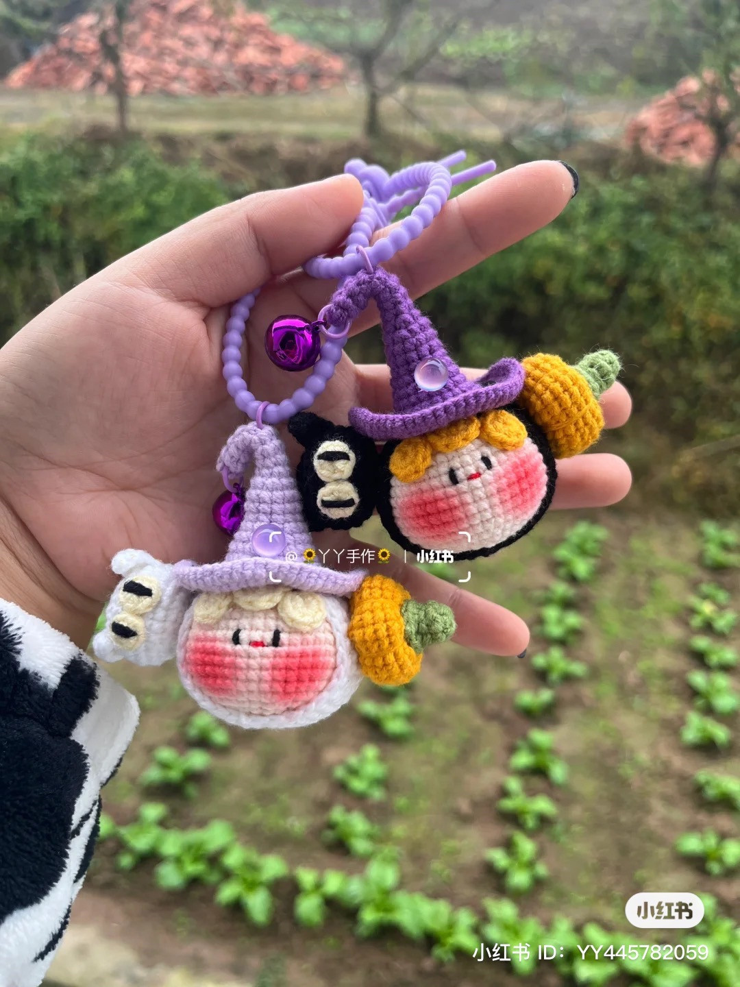 Halloween Dumpling Crochet Pattern: Witch, Cat & Pumpkin Keychains