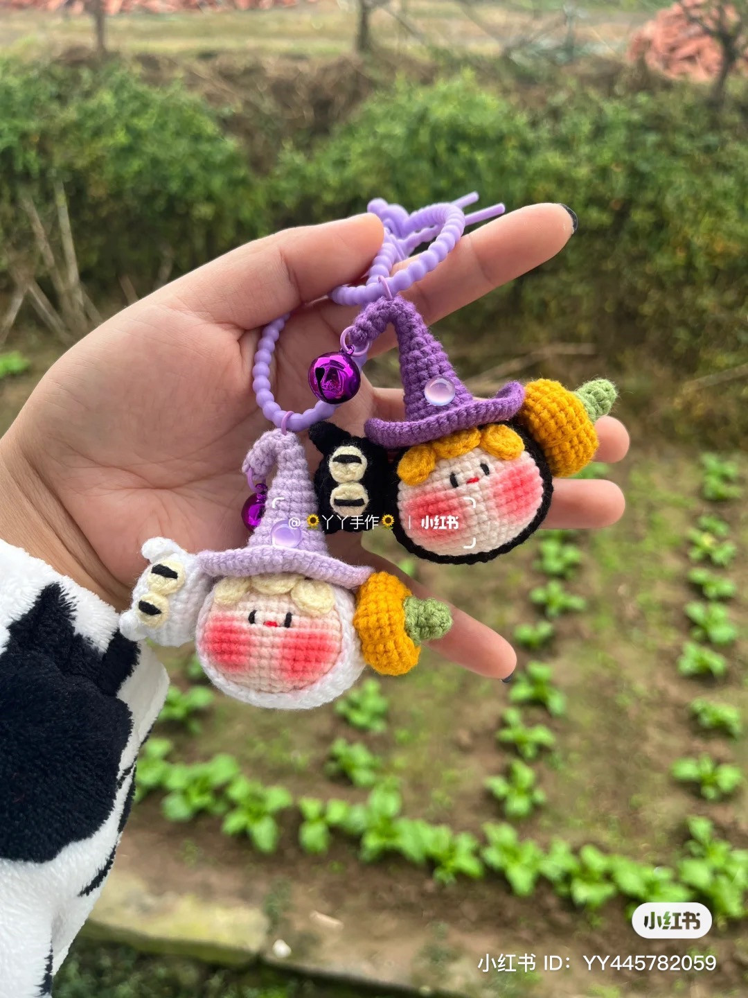 Halloween Dumpling Crochet Pattern: Witch, Cat & Pumpkin Keychains