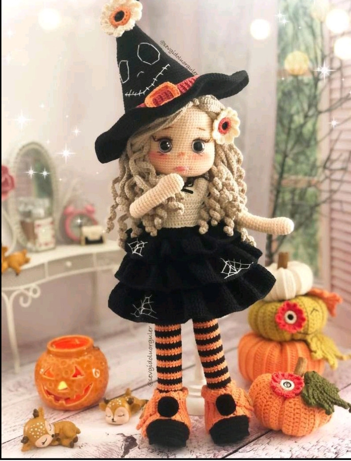 Halloween Witch Amigurumi Doll Pattern
