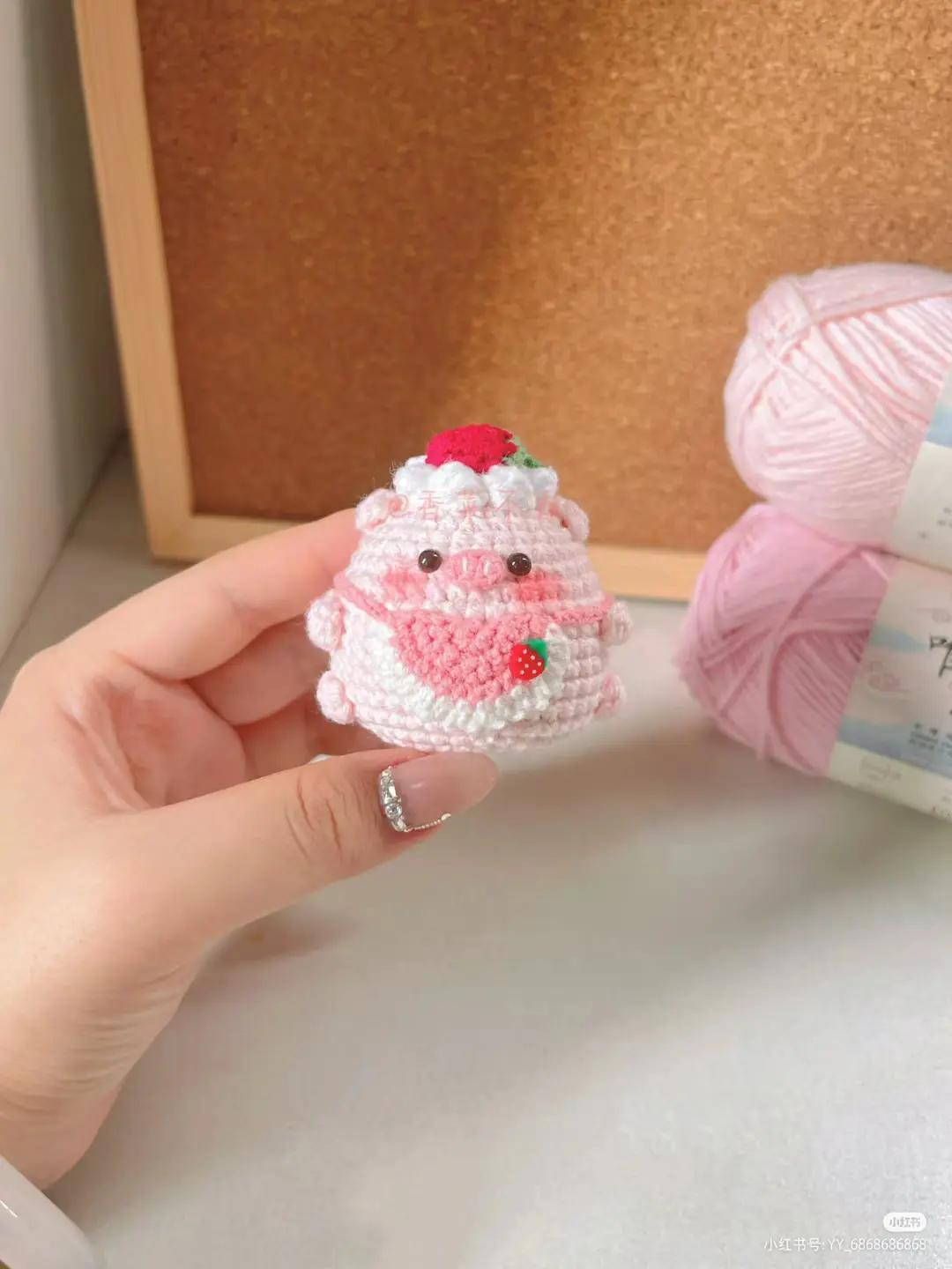 Handmade Amigurumi Strawberry Pig Pattern with Chart and Instructions