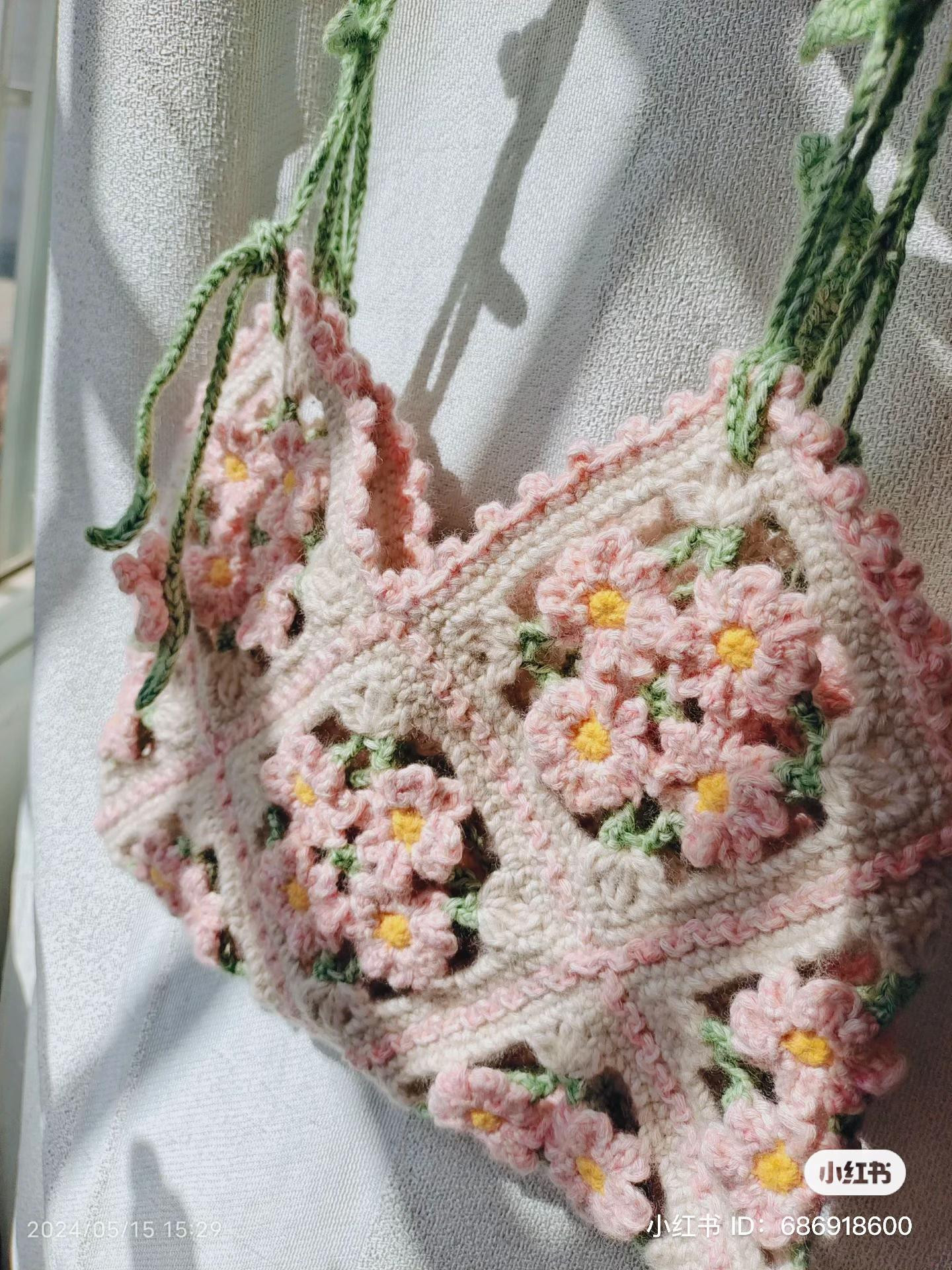 Handmade Crochet Flower Bag Pattern with Pink Daisies and Green Vine Strap