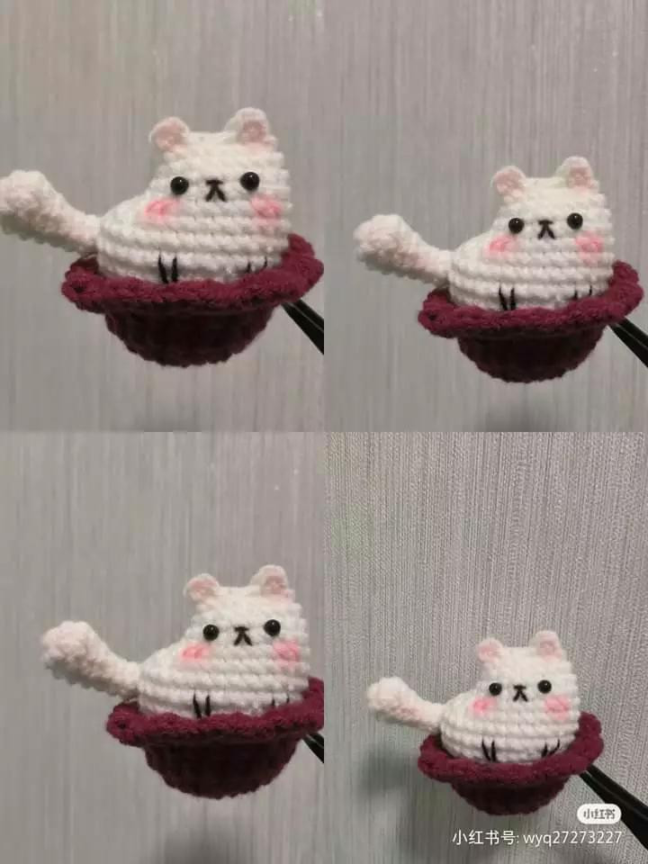 Handwritten Crochet Pattern for Cute White Cat Chopstick Topper