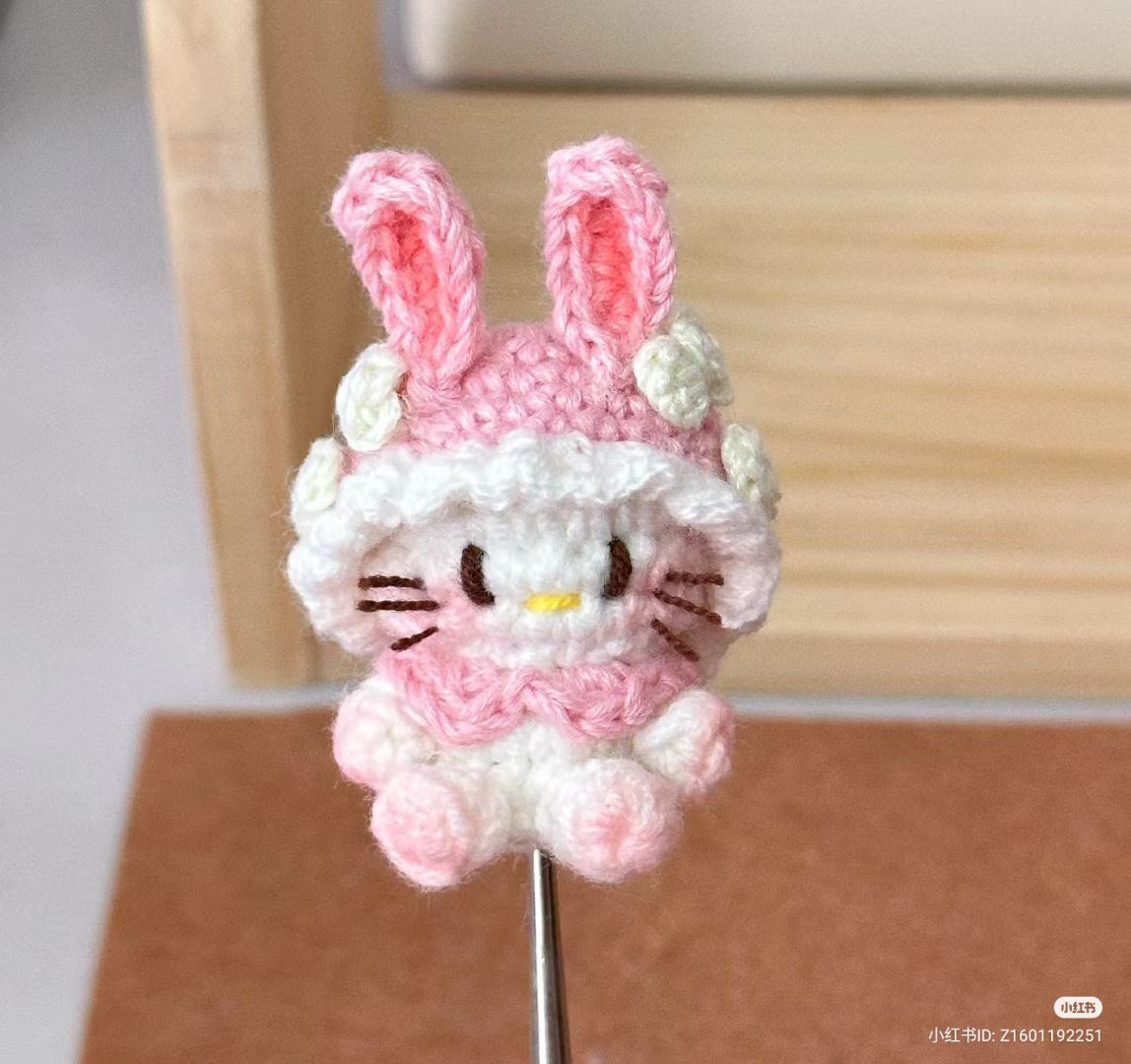 Handwritten Crochet Patterns for My Melody and Kuromi Amigurumi