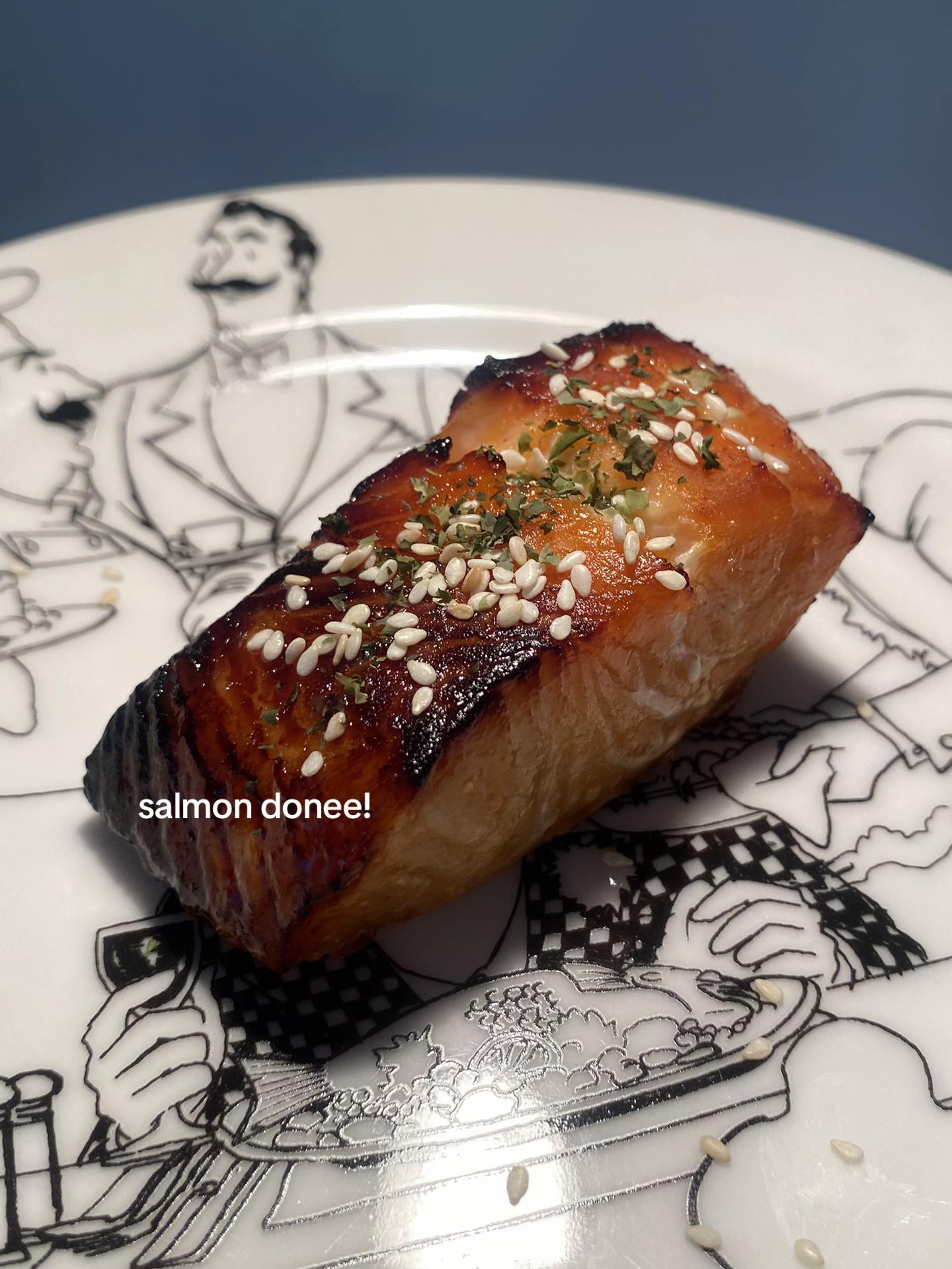 Healthy Miso Salmon Soba Noodle Salad with Edamame, Avocado, and Cucumber