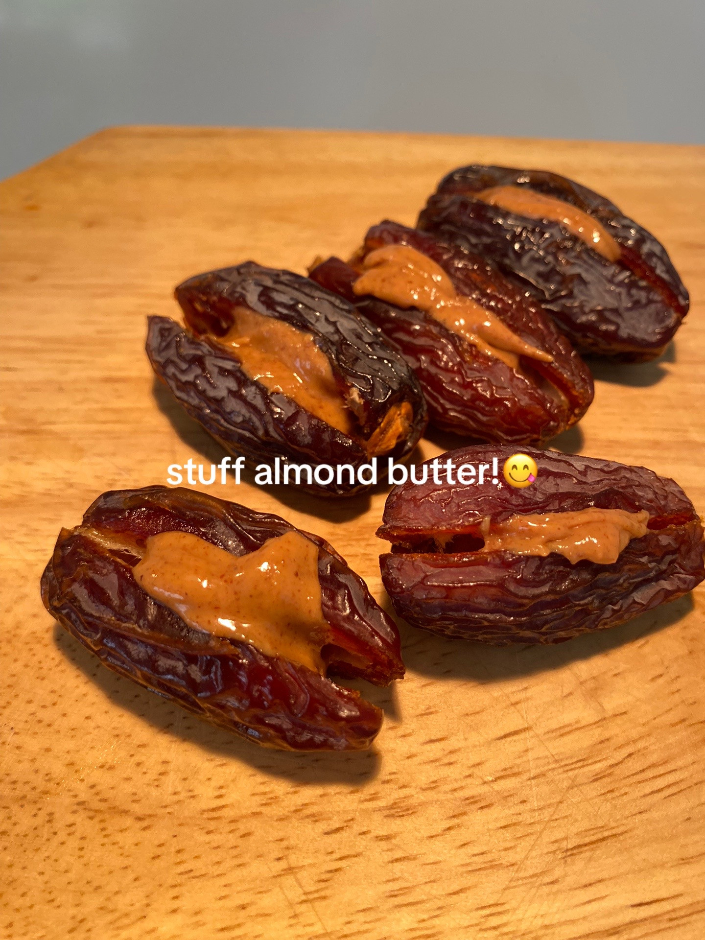 Healthy Ramadan Dessert: Dates Stuffed with Almond Butter and Dark Chocolate