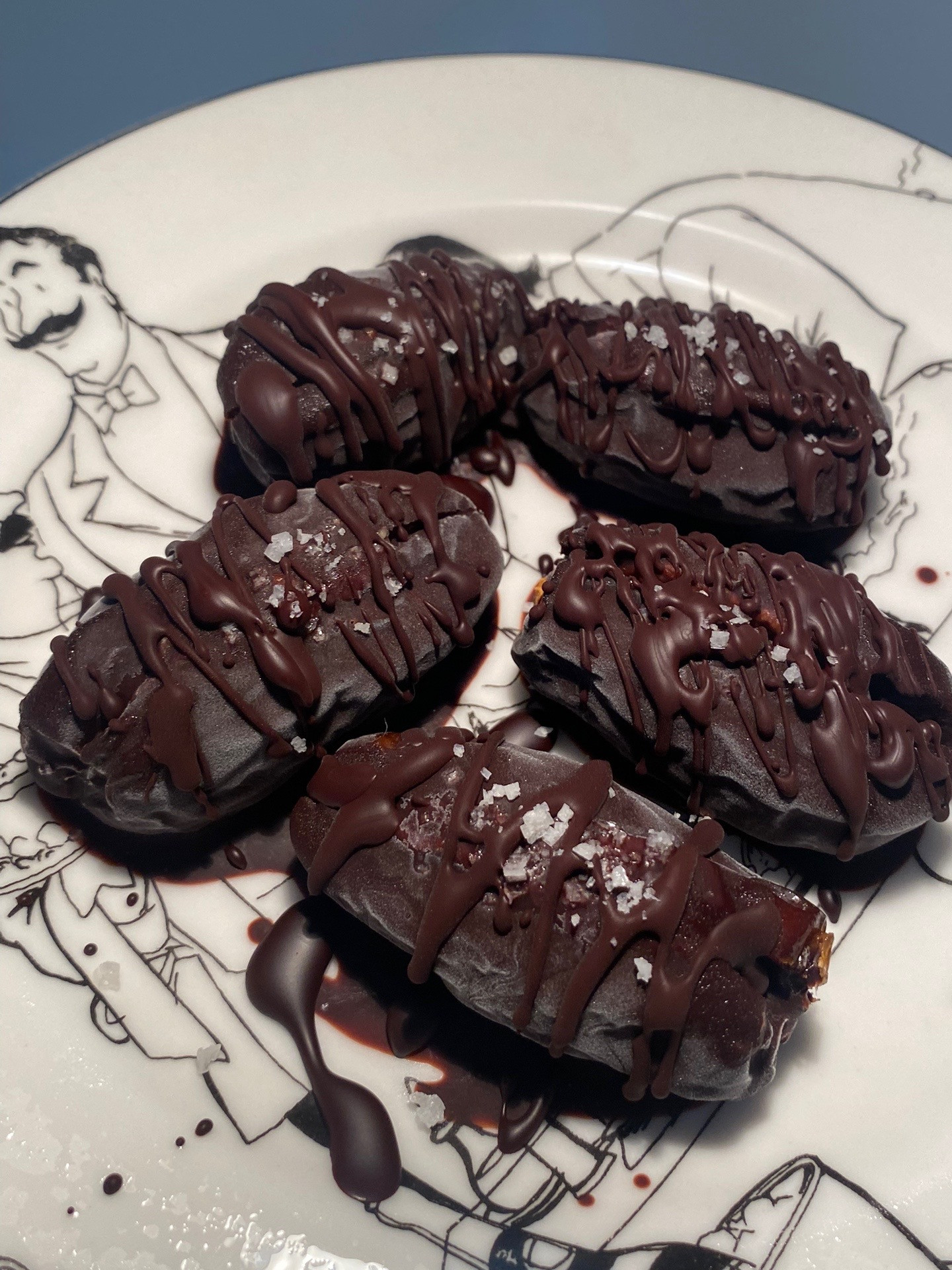 Healthy Ramadan Dessert: Dates Stuffed with Almond Butter and Dark Chocolate