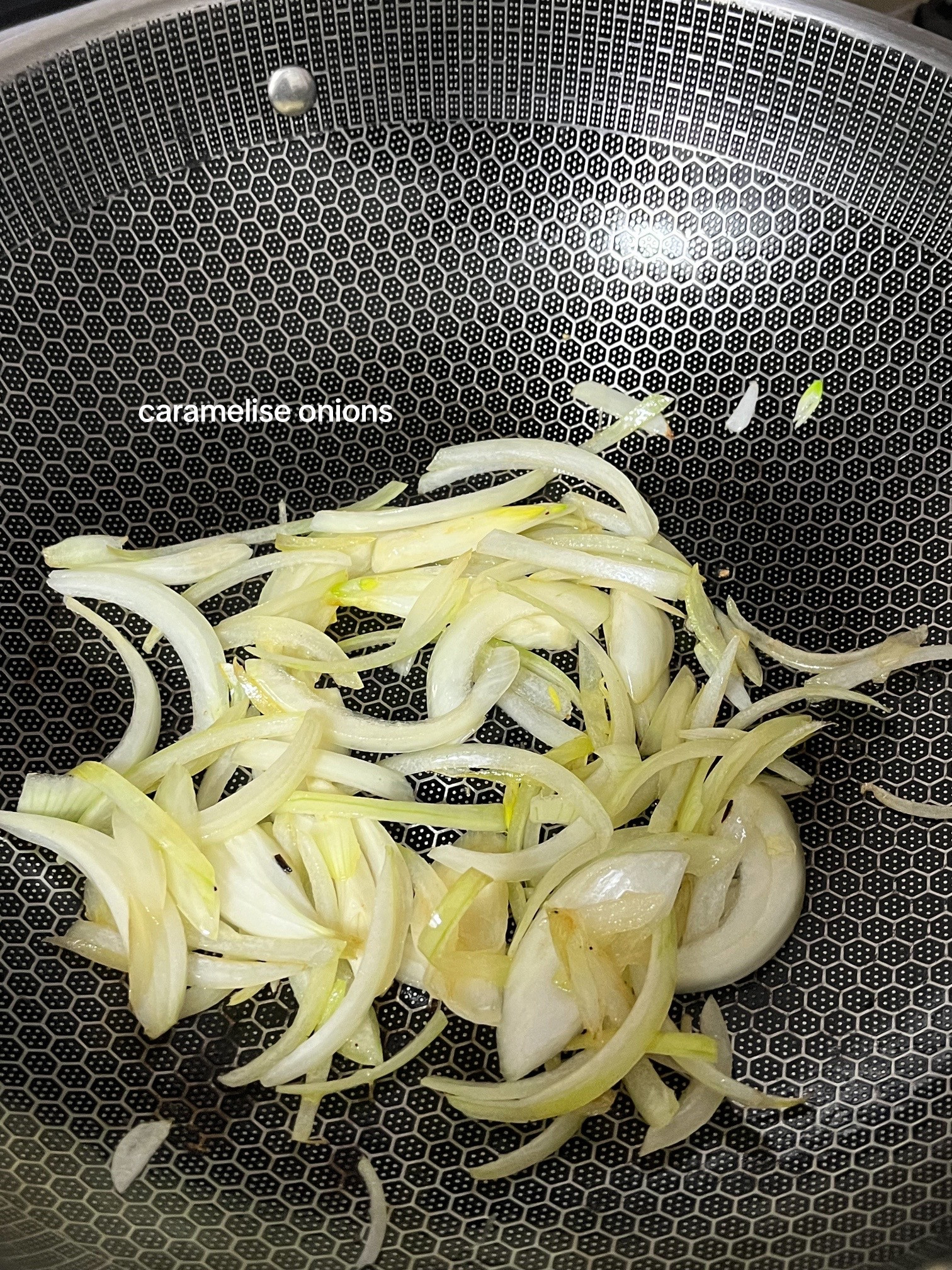 Homemade Pepper Lunch with Chicken Thigh, Caramelized Onions, and Garlic Chips Recipe