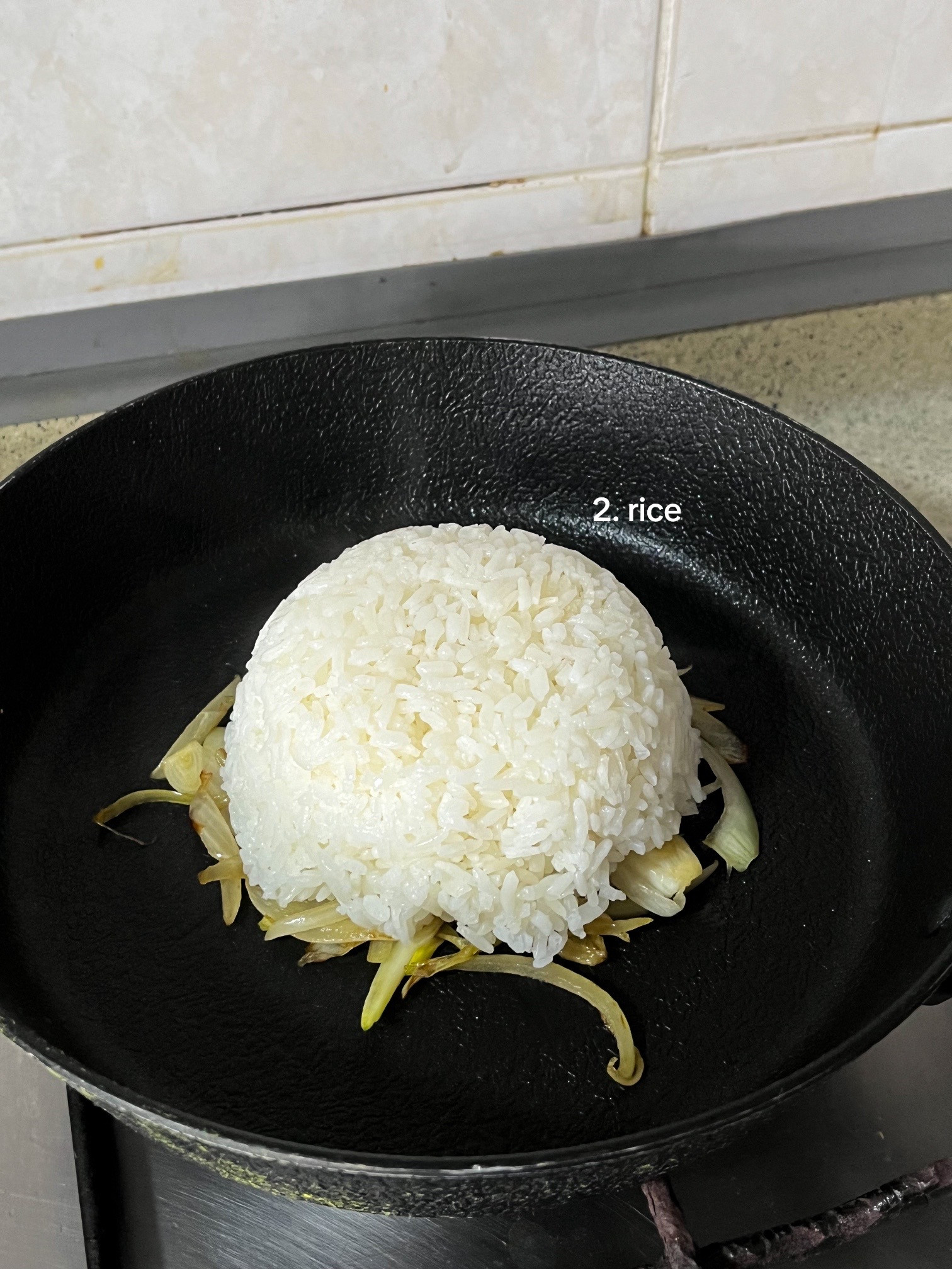 Homemade Pepper Lunch with Chicken Thigh, Caramelized Onions, and Garlic Chips Recipe