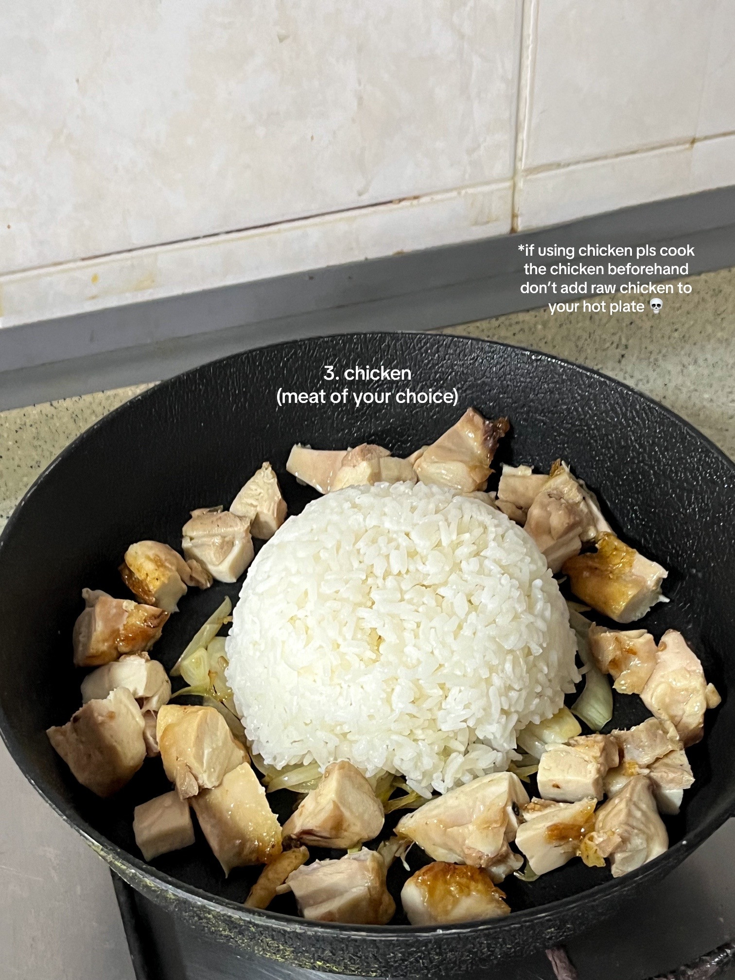 Homemade Pepper Lunch with Chicken Thigh, Caramelized Onions, and Garlic Chips Recipe