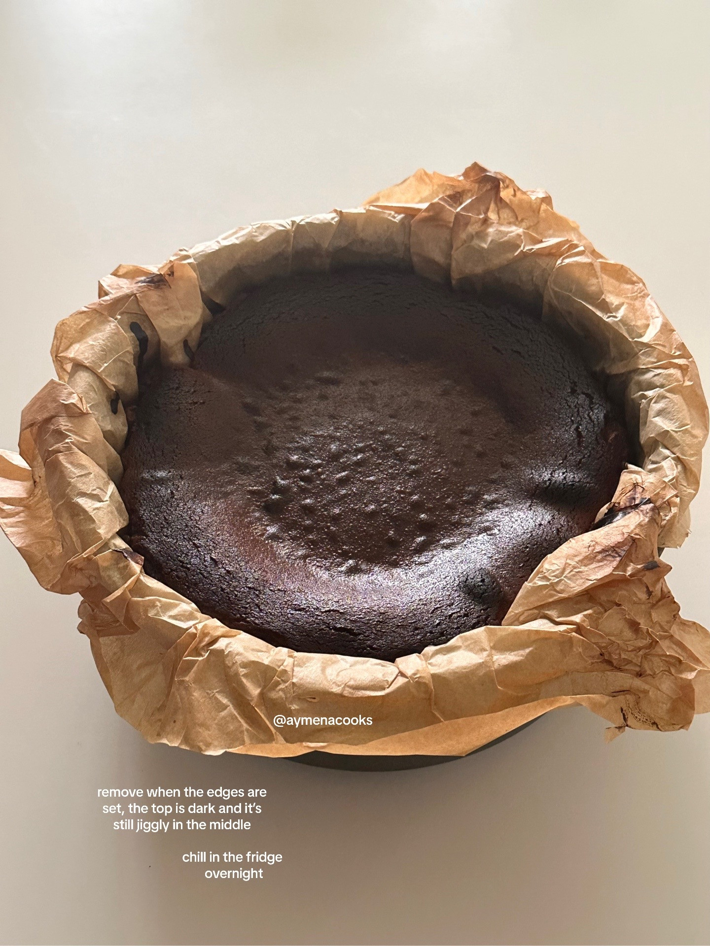 How to make a delicious chocolate burnt basque cheesecake with fresh strawberries