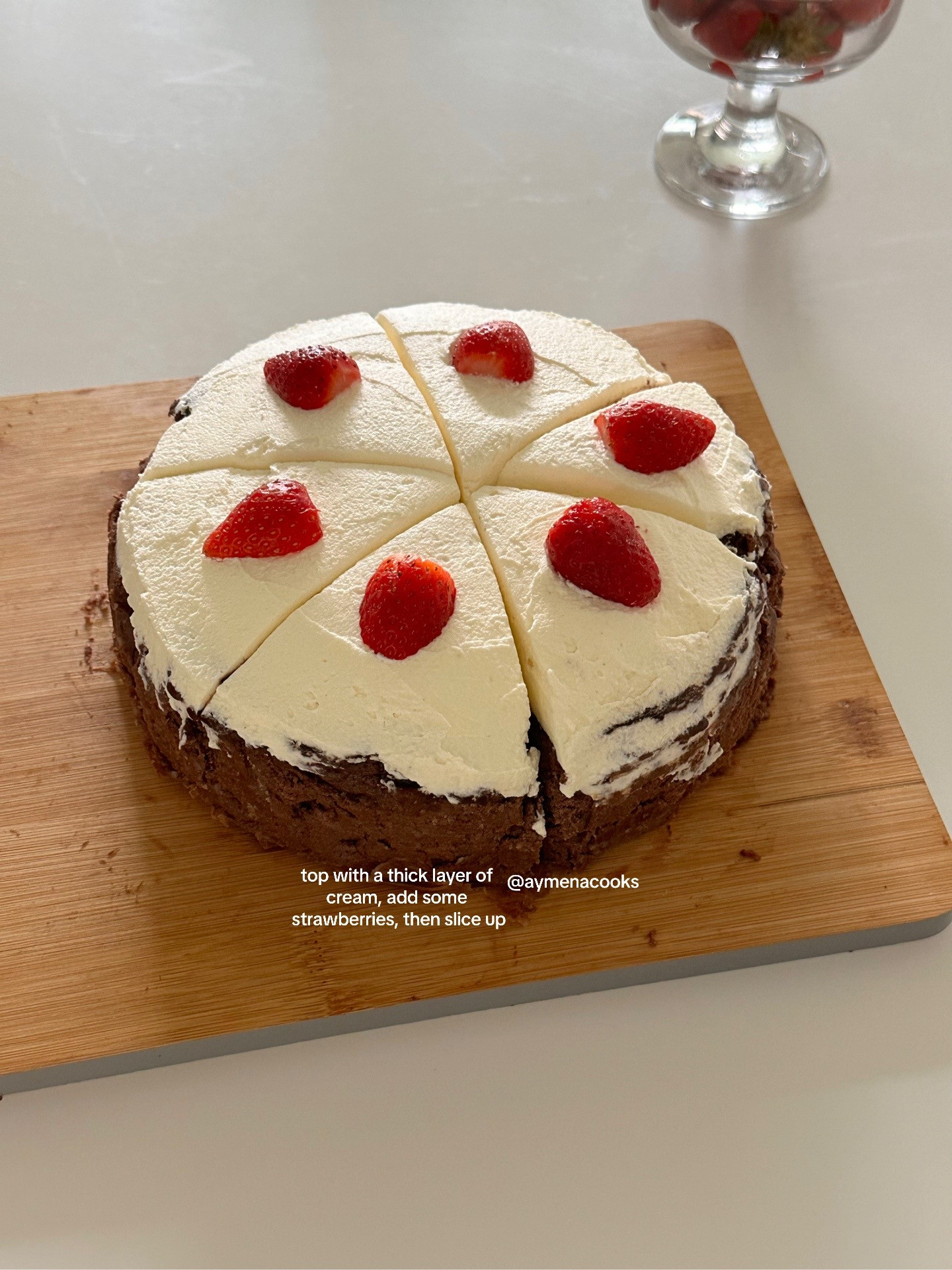 How to make a delicious chocolate burnt basque cheesecake with fresh strawberries