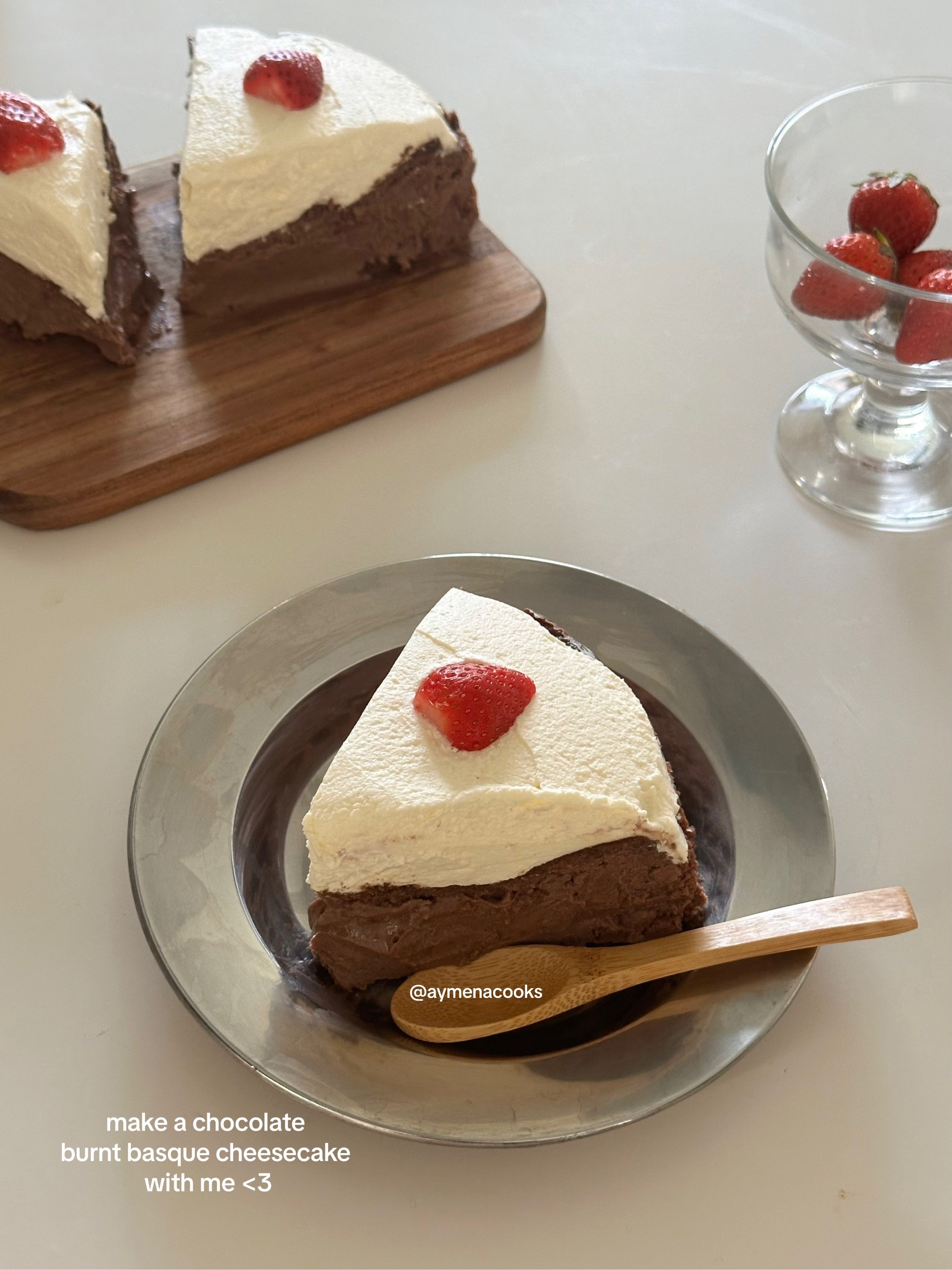 How to make a delicious chocolate burnt basque cheesecake with fresh strawberries