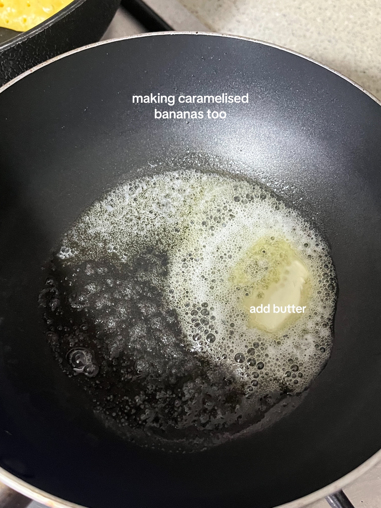 How to make banana pancakes with ripe bananas, yoghurt and egg