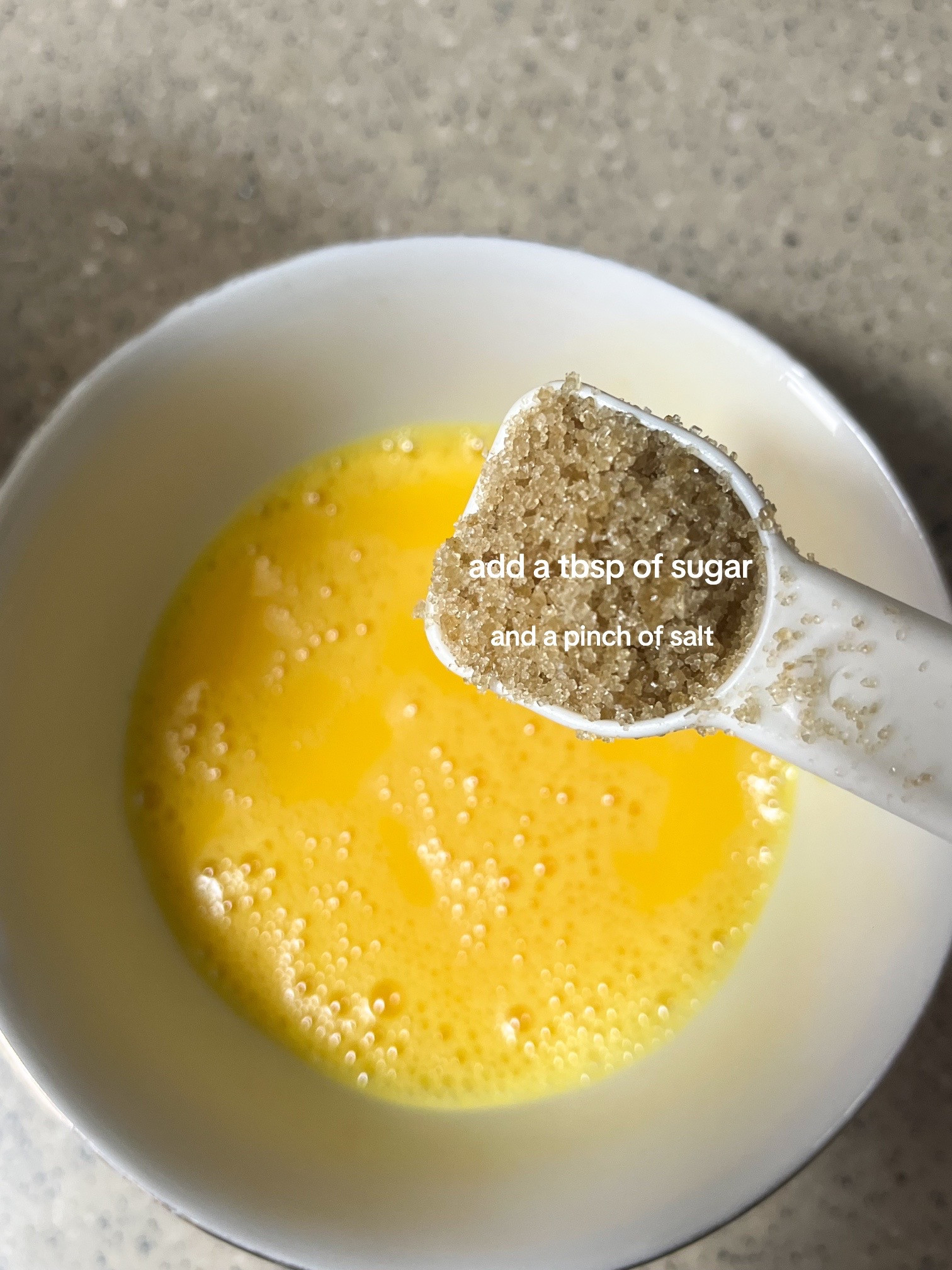 How to make banana pancakes with ripe bananas, yoghurt and egg