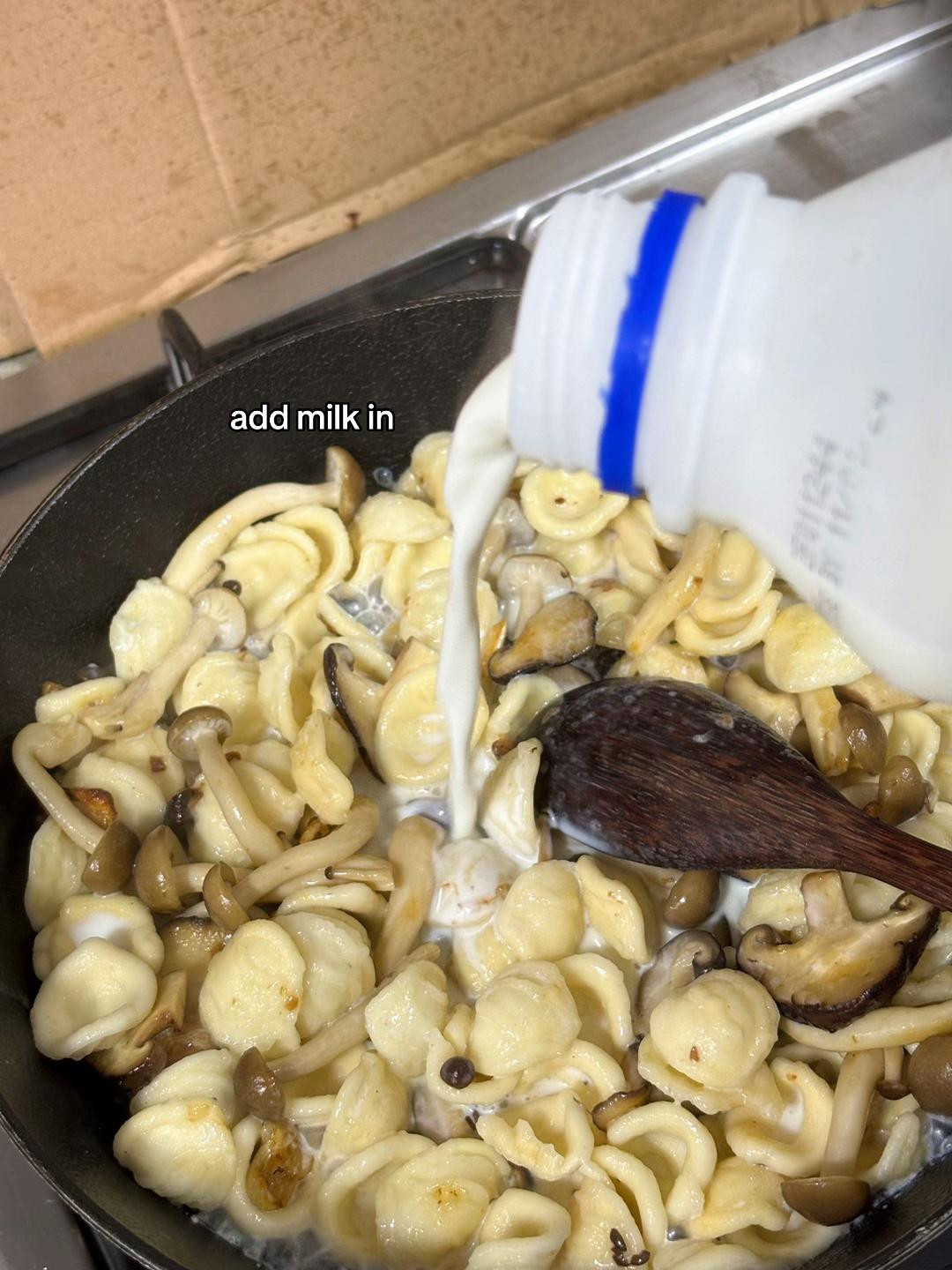 How to make creamy truffle mushroom pasta with orecchiette, shiitake and shimeiji mushrooms