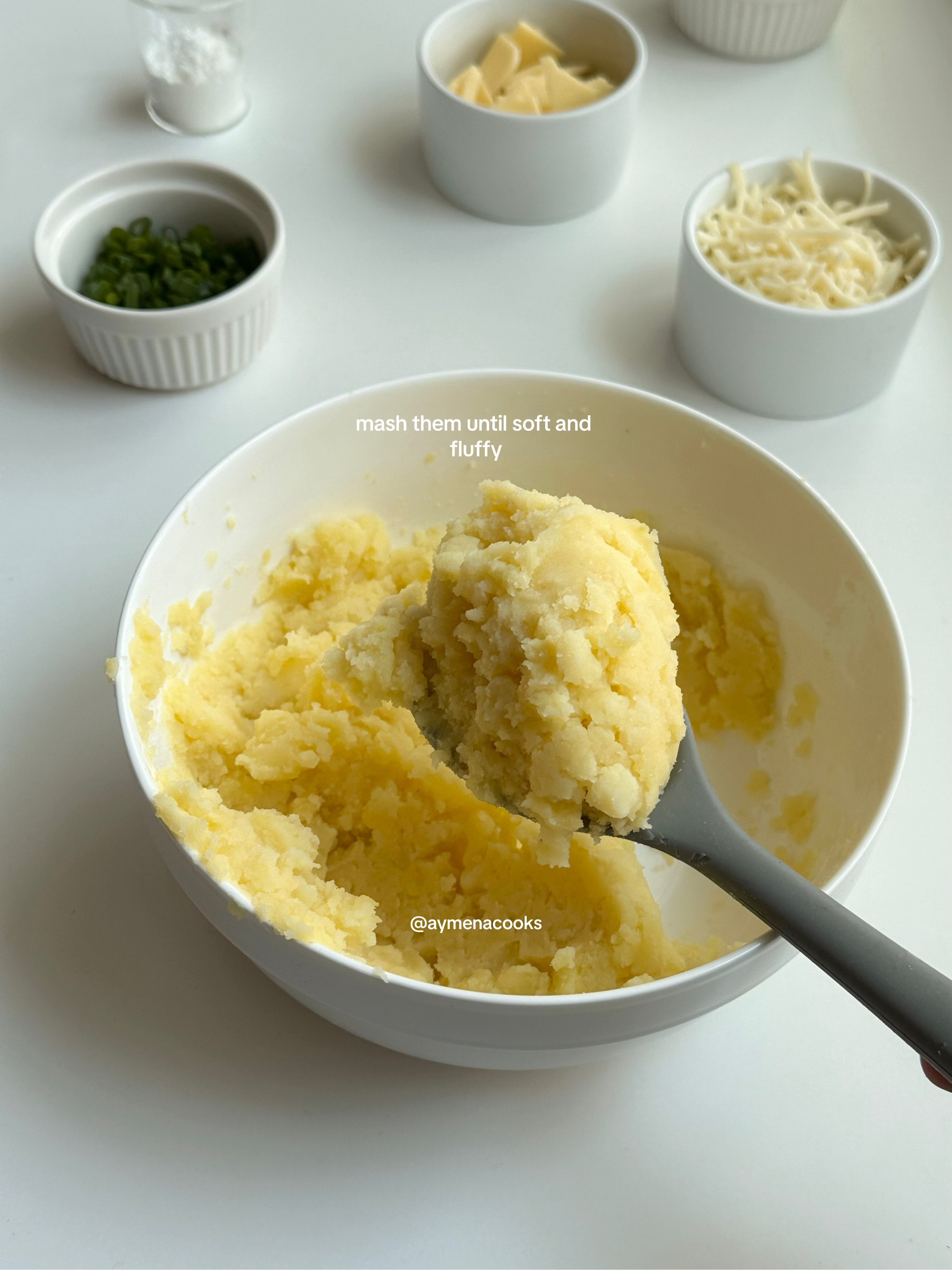 How to make crispy cheese and potato balls recipe with mashed potatoes, spices, spring onions and dipping sauce