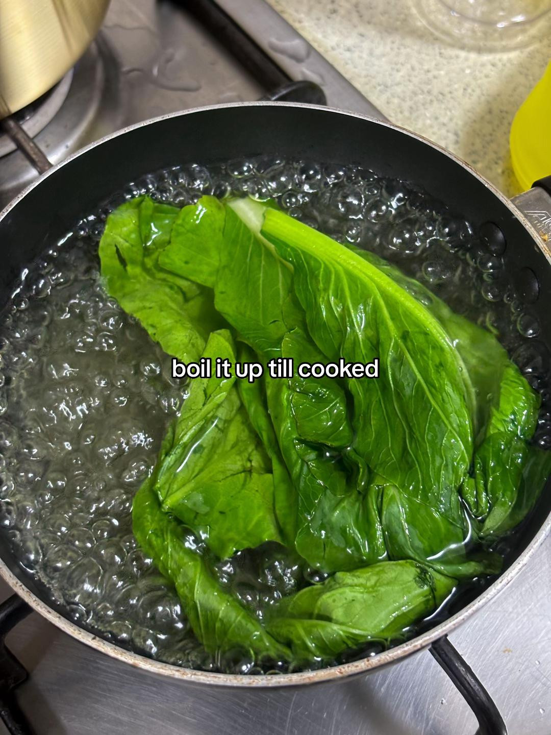 How to make cute green leaf wrapped temari sushi rice balls