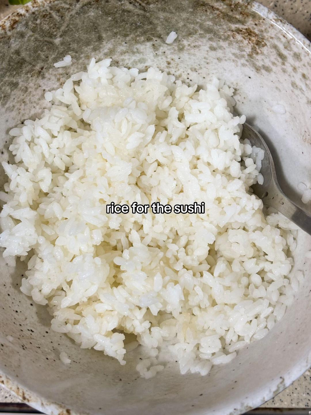 How to make cute green leaf wrapped temari sushi rice balls