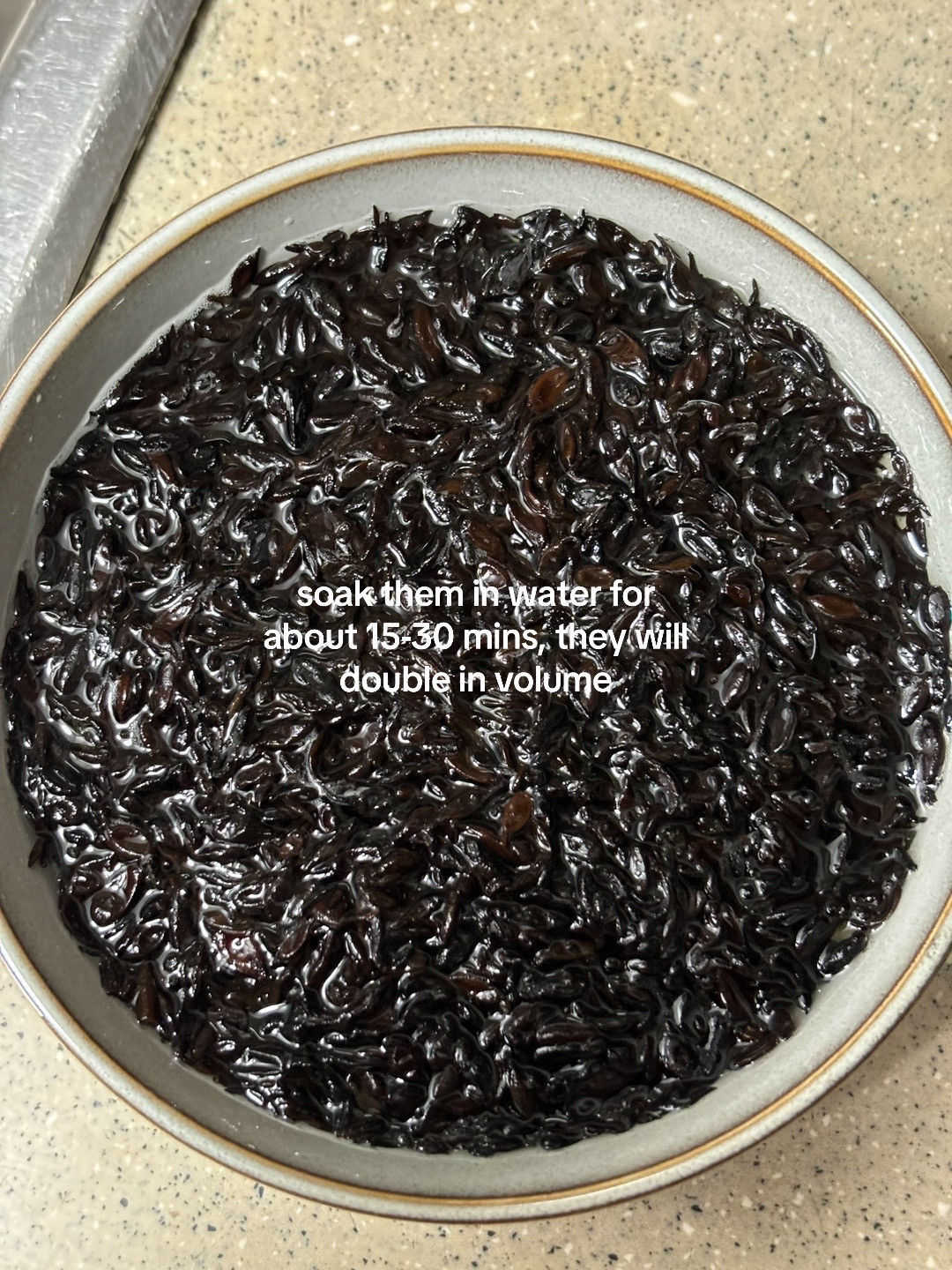 How to make Hijiki Seaweed Salad with homemade dashi broth from anchovies and kombu