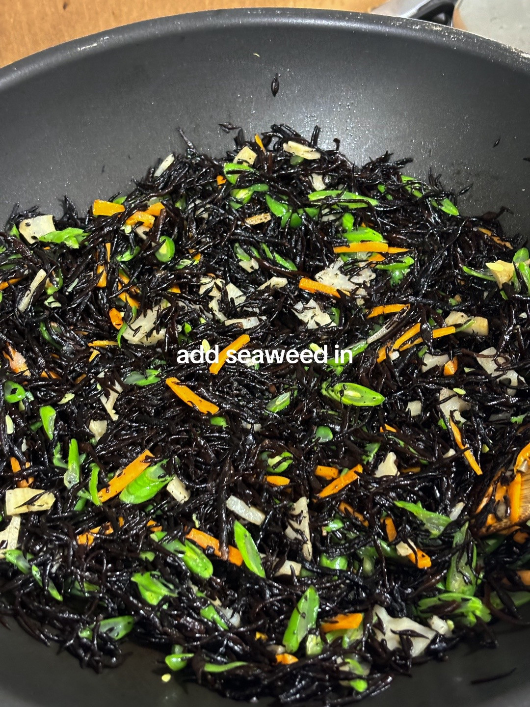 How to make Hijiki Seaweed Salad with homemade dashi broth from anchovies and kombu