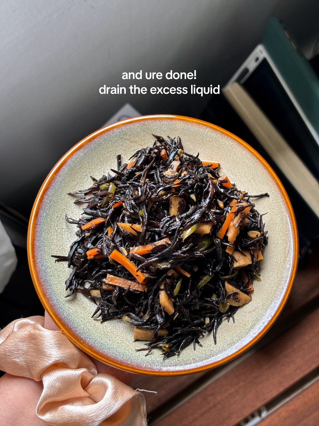 How to make Hijiki Seaweed Salad with homemade dashi broth from anchovies and kombu