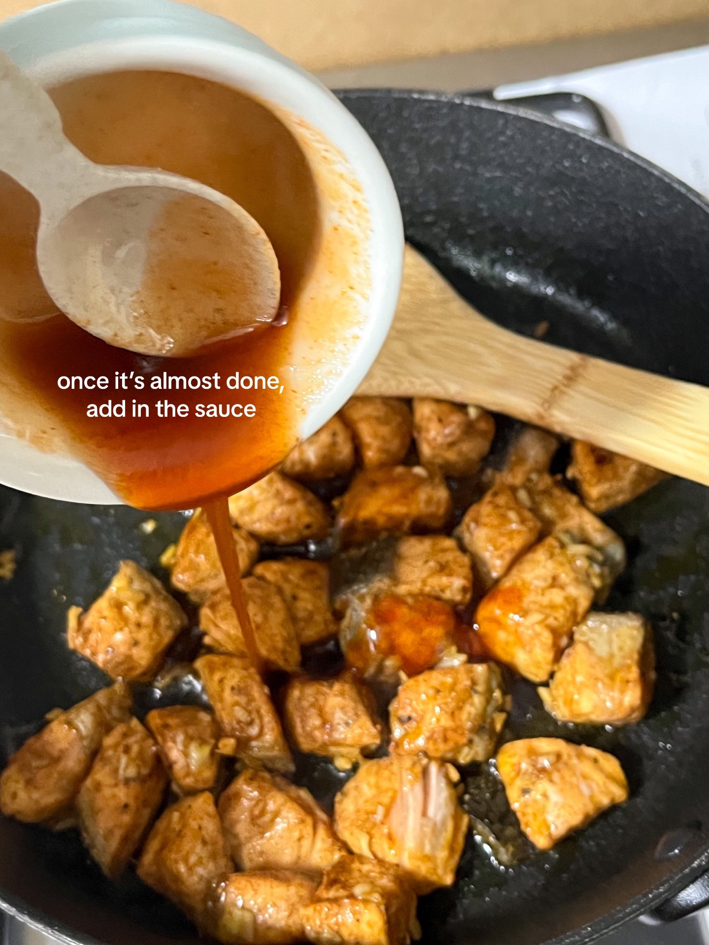 How to make honey sriracha salmon rice bowl with garlic, paprika, salt and pepper