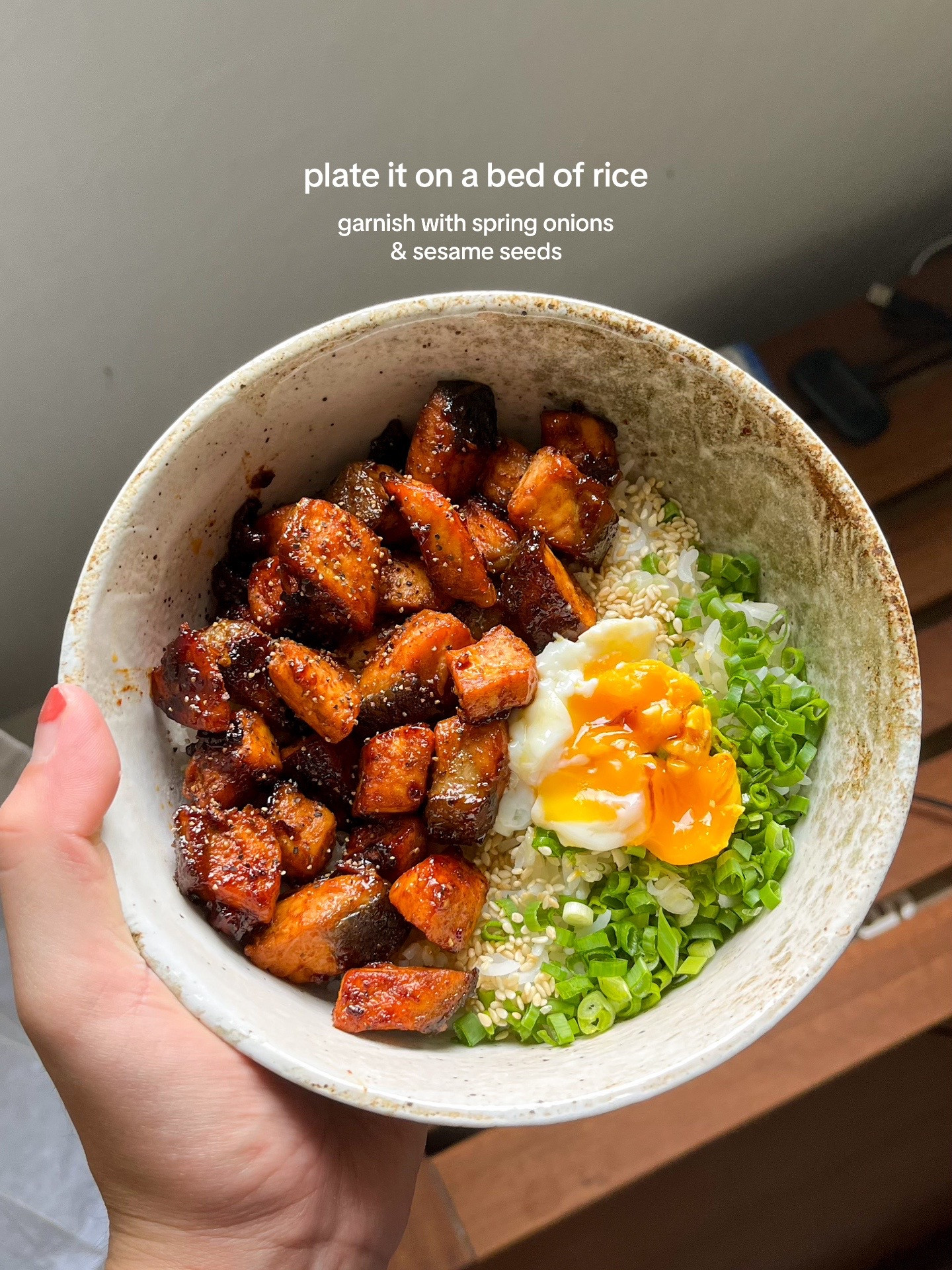 How to make honey sriracha salmon rice bowl with garlic, paprika, salt and pepper