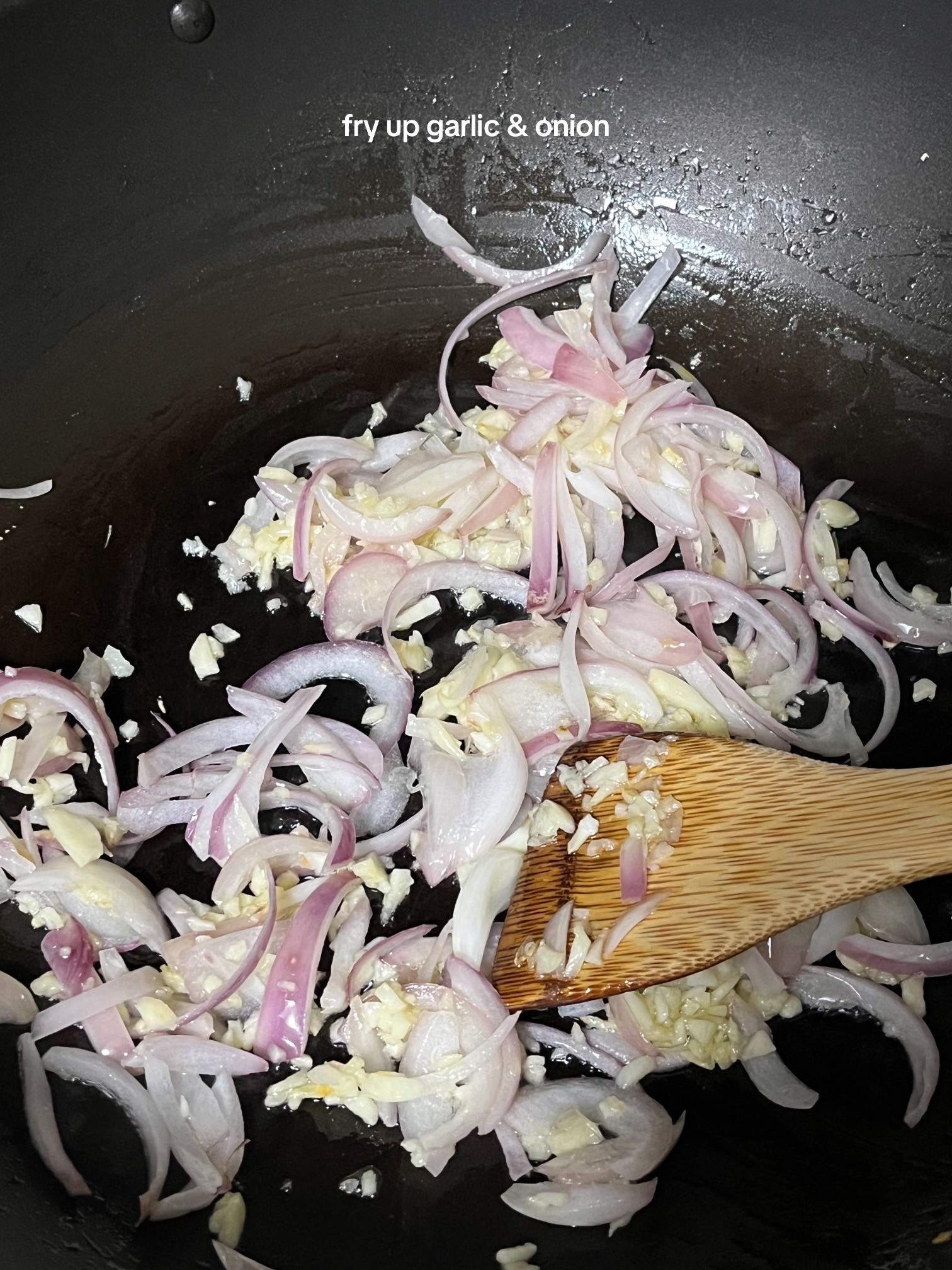 How to make Korean Japchae with spinach, carrots, onions and vermicelli noodles